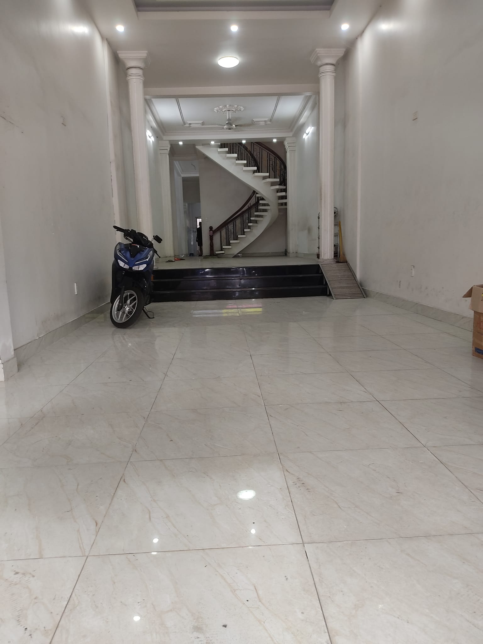 BÁN NHÀ MT PHAN HUY ÍCH, Tân Bình 3 tầng 100m2 (4x25). Kinh doanh đỉnh. Giá chỉ 16,5 tỷ.