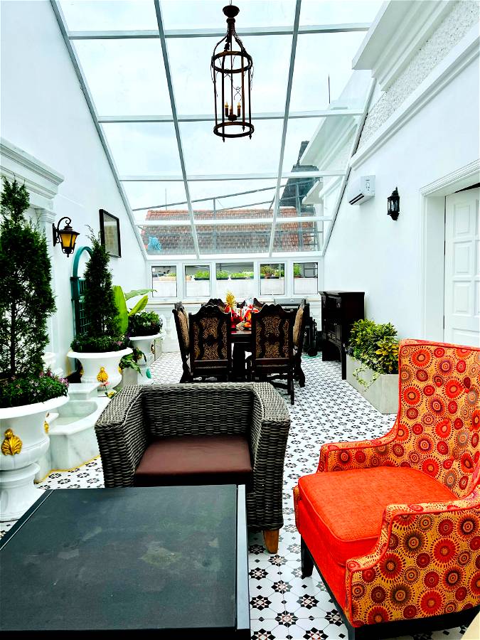 Bán nhà Đường Hồ Tùng Mậu, Cầu Giấy 50m2, 2MT, ô tô vào, kề sát ĐH Thương Mại, KD đỉnh.