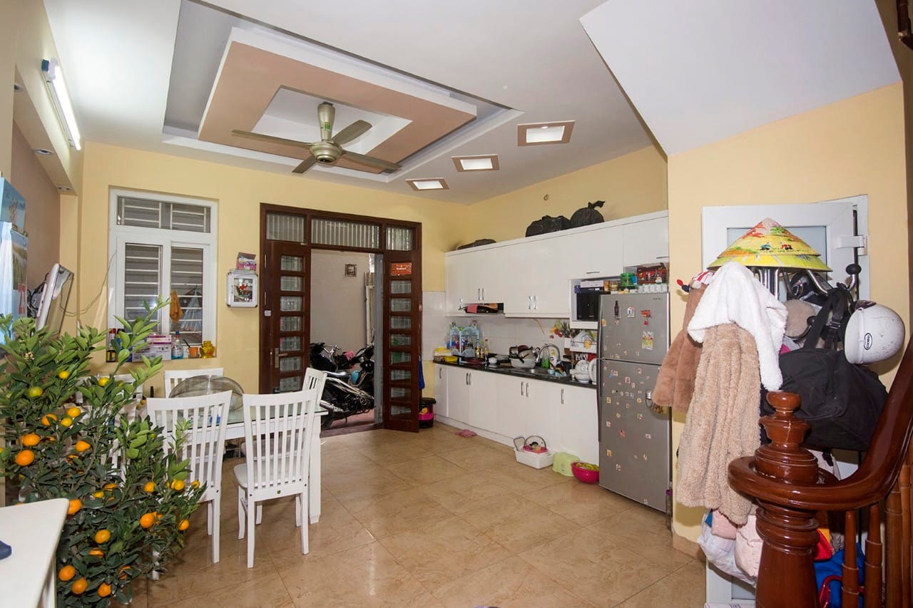 Bán Apartment 92m2 phố Ngọc Hà, Ba Đình 9 Tầng Thang máy Nhập Doanh thu 2 tỷ/năm Giá 19.1 Tỷ