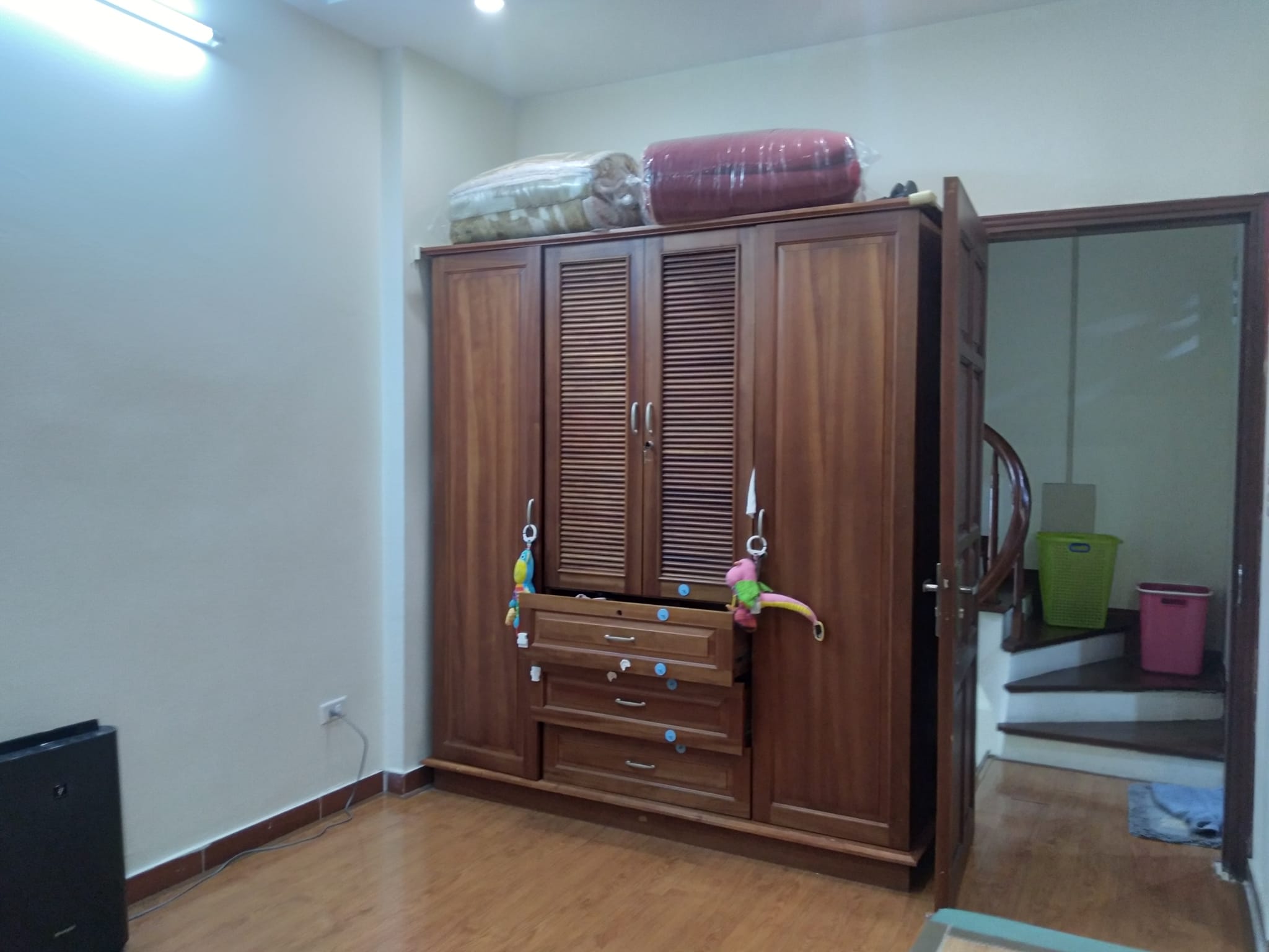 Bán Apartment 94m2 phố Ngọc Hà, Ba Đình 9 Tầng Thang máy Nhập Doanh thu 2 tỷ/năm Giá 19.4 Tỷ