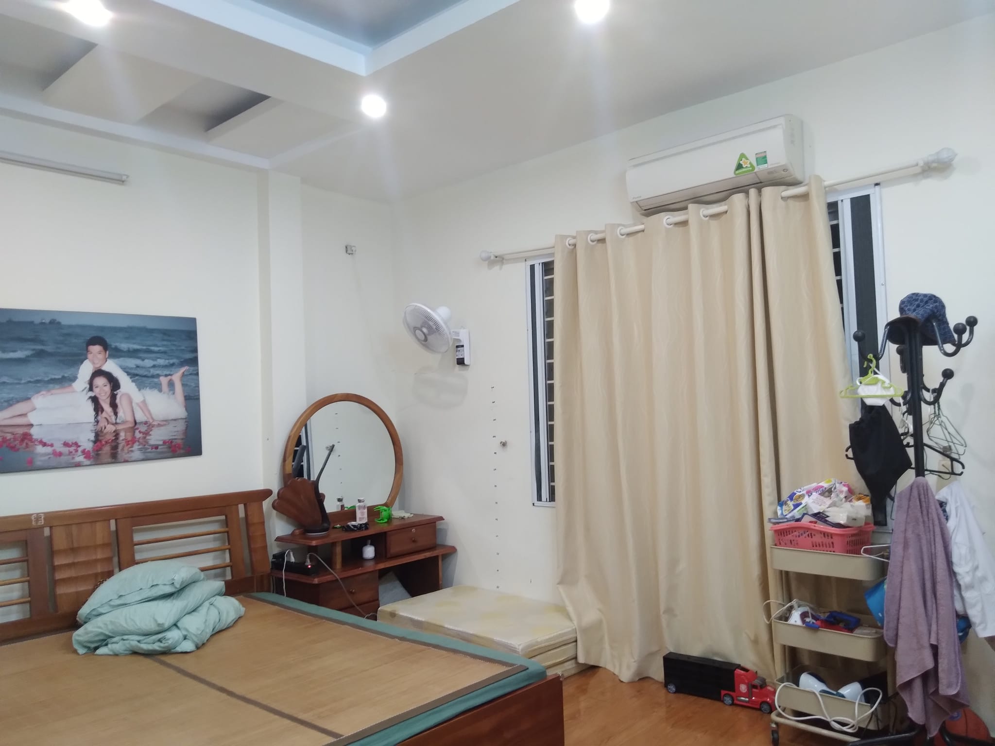 Bán Tòa nhà 94m2 phố Ngọc Hà, Ba Đình 9 Tầng Thang máu XỊN Dòng tiền 2 tỷ/năm Giá 19.2 Tỷ