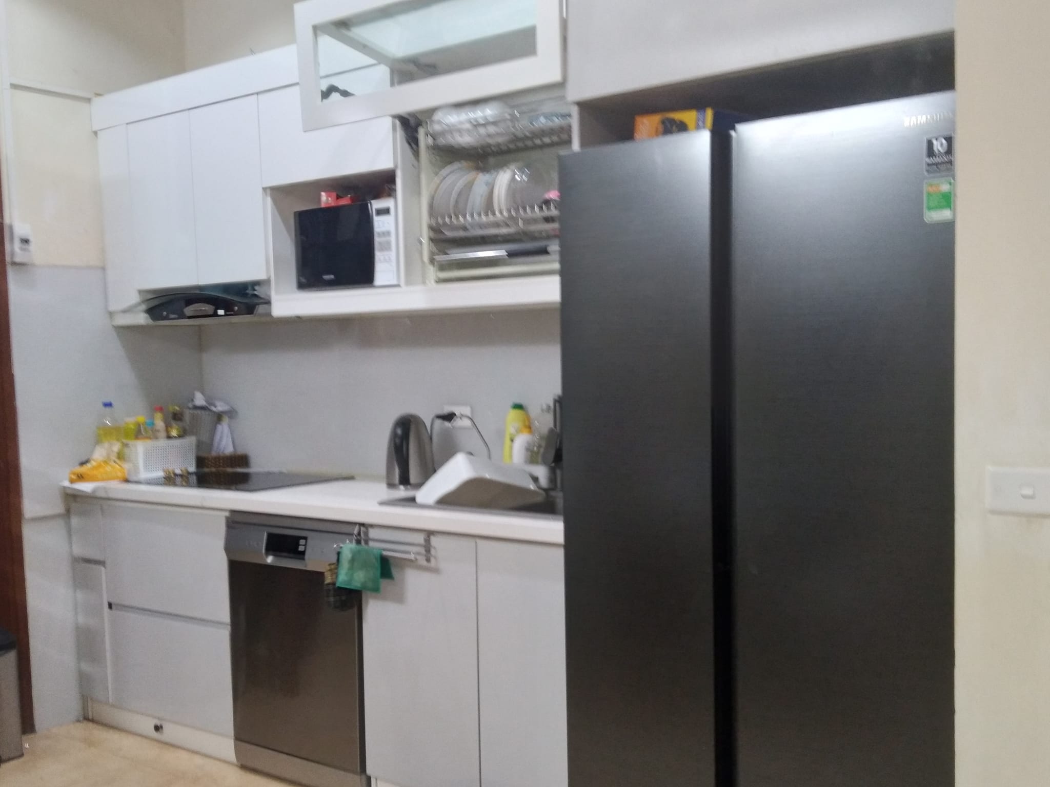 Bán Tòa nhà 92m2 phố Ngọc Hà, Ba Đình 30 phòng Thang máy Doanh thu 2 tỷ/năm Giá 19.2 Tỷ