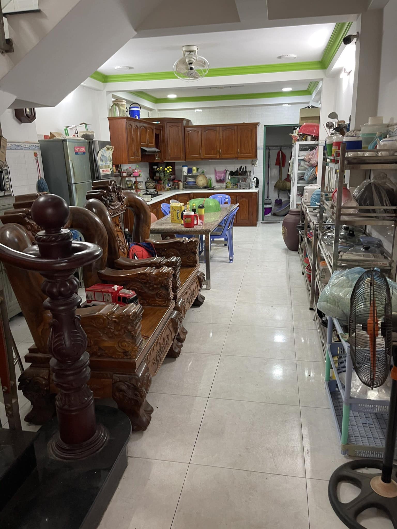 Bán nhà nở hậu, HXH Lê Văn Quới giáp Tân Phú, 100m2, chỉ 9.6 tỷ TL, 8PN, tiện ích bao quanh..