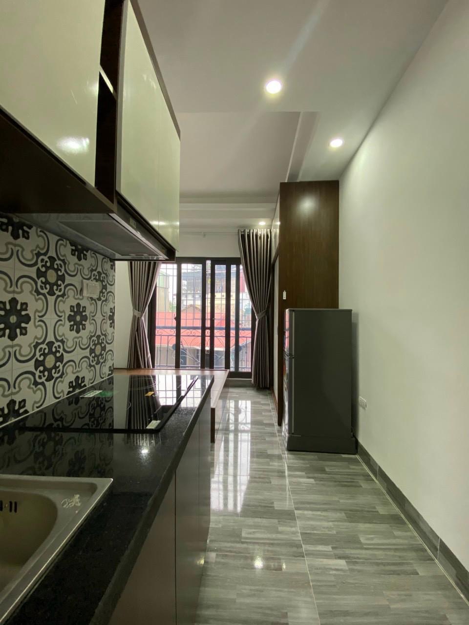 BÁN TOÀ CCMN TRƯƠNG ĐỊNH QUẬN HOÀNG MAI - 40M 6 TẦNG MT 3.5M - NHỈNH 6 TỶ 9 PHÒNG FULL NỘI THẤT DÒNG TIỀN 40TR/THÁNG.