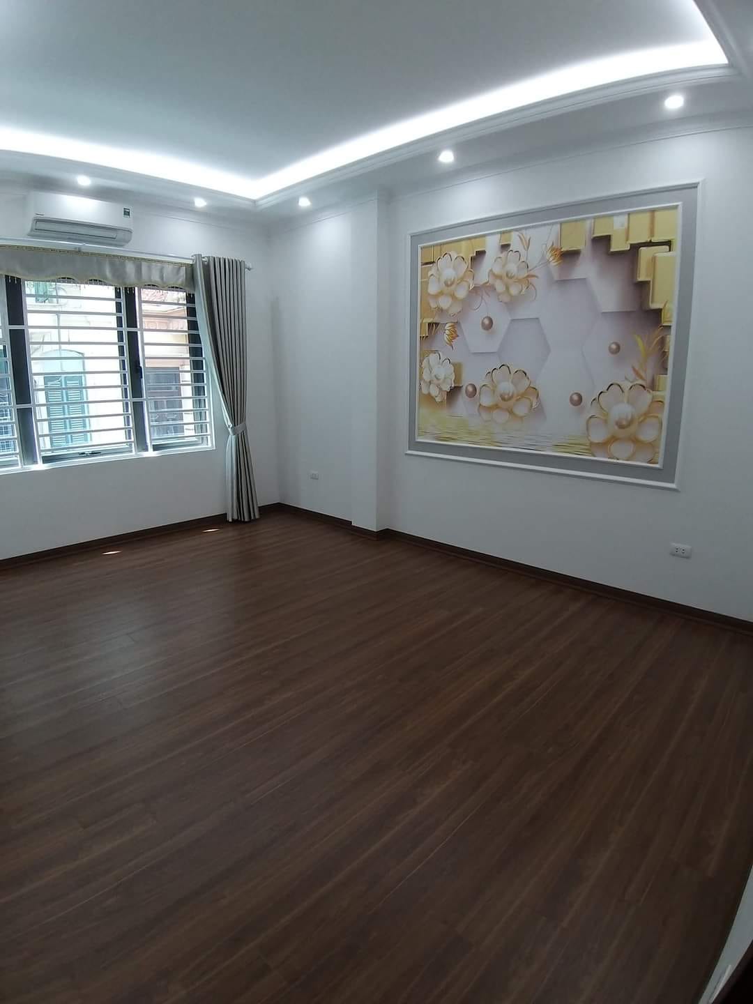 BÁN NHÀ ĐẸP 6T, 50M - PHÂN LÔ TRẦN QUỐC HOÀN - DỊCH VỌNG HẬU CẦU GIẤY - GARA Ô TÔ - THANG MÁY.