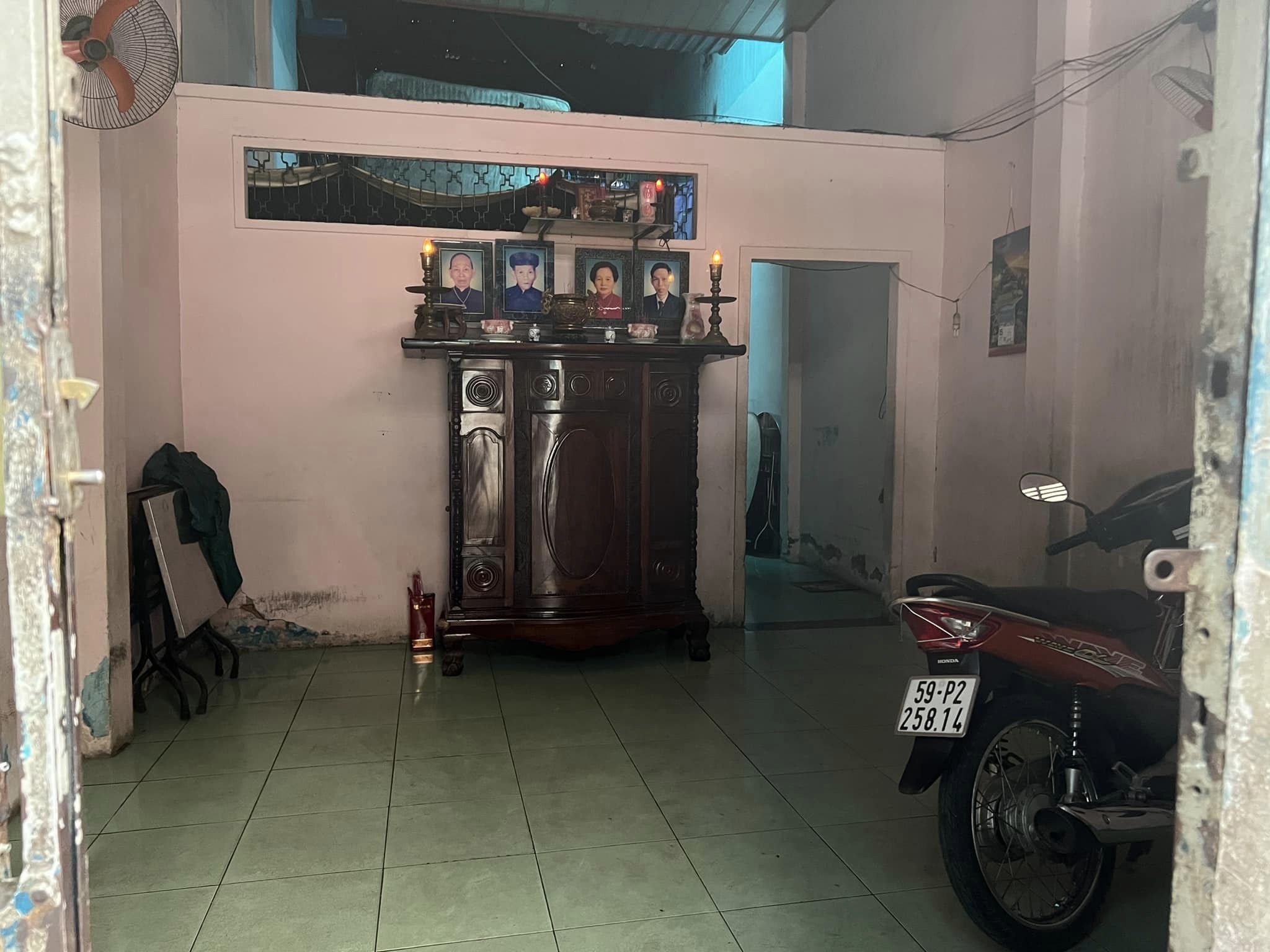 BÁN NHÀ HẺM BA GÁC Năm Châu, Tân Bình 100m2 (4x25). Tiện để ở. Giá chỉ 4,1 tỷ.