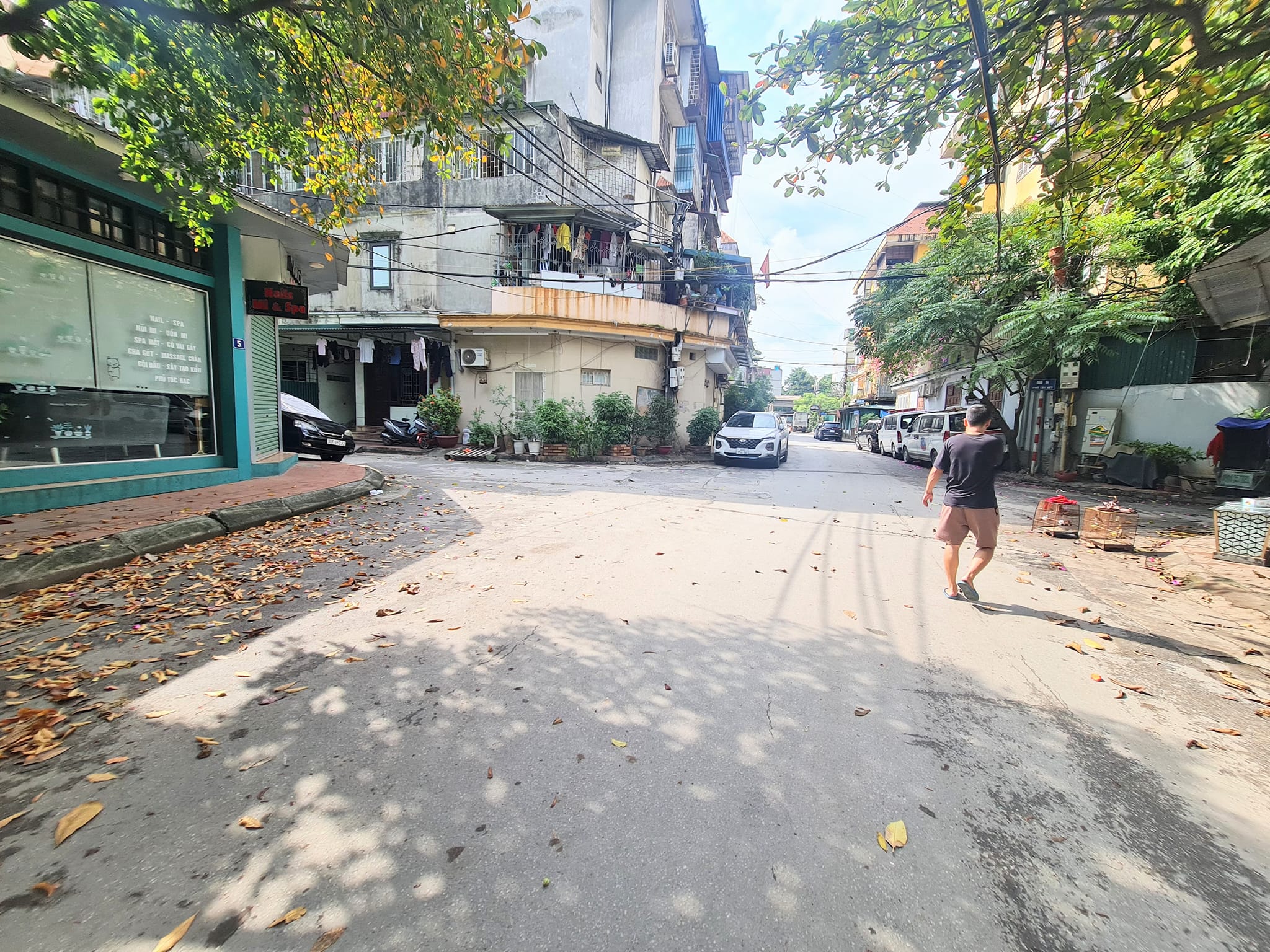 TÂY KẾT- HAI BÀ TRƯNG- HÀ NỘI - KHU VỰC HIẾM NHÀ BÁN- PHÂN LÔ VỈA HÈ- NGÕ NÔNG - THÔNG TỨ TUNG.