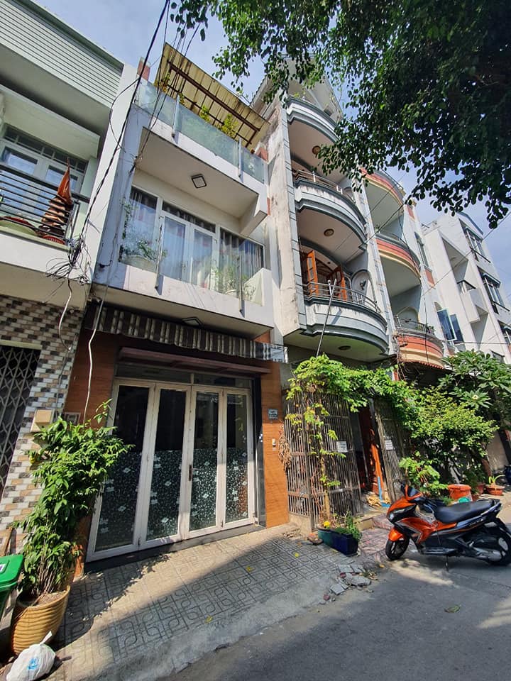 Bán nhà Lê Văn Quới HXH, 3 tầng, 57m2, 7ty9 TL, 3PN, 4WC..