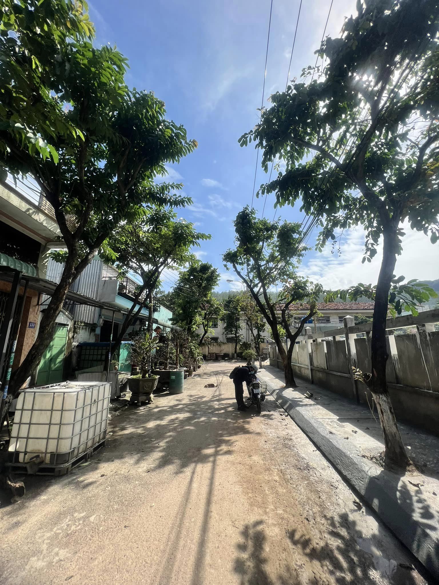 Bán Nhà Mặt Tiền Đường Phạm Thị Đào P.Ghềnh Ráng Quy Nhơn , 52,5m2 , Cáp 4 , Giá 2 Tỷ 400Tr.