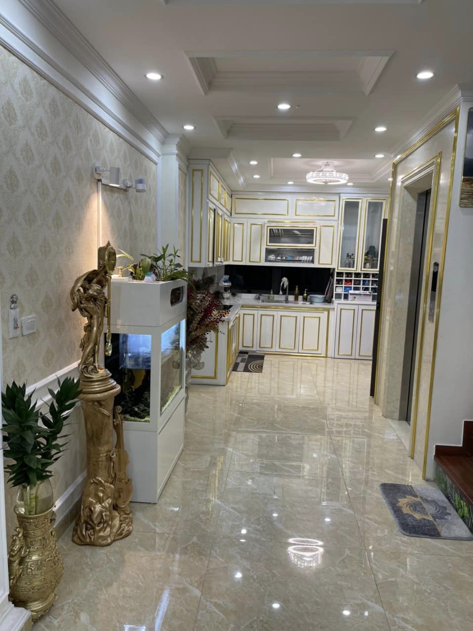 BÁN NHÀ GIẢNG VÕ, THANG MÁY, 10M RA PHỐ, 45M2 6T MT4.5M, GIÁ 10.25 TỶ.