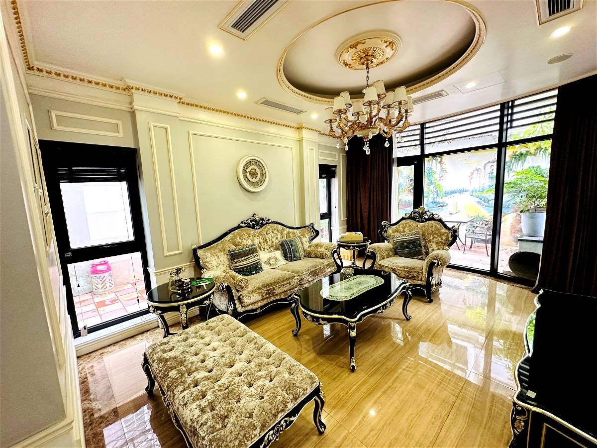 BÁN SIÊU BIỆT THỰ DỊCH VỌNG GẦN CÔNG VIÊN CẦU GIẤY CỰC ĐẸP, NỘI THẤT NGOẠI NHẬP, NƠI Ở ĐẲNG CẤP
