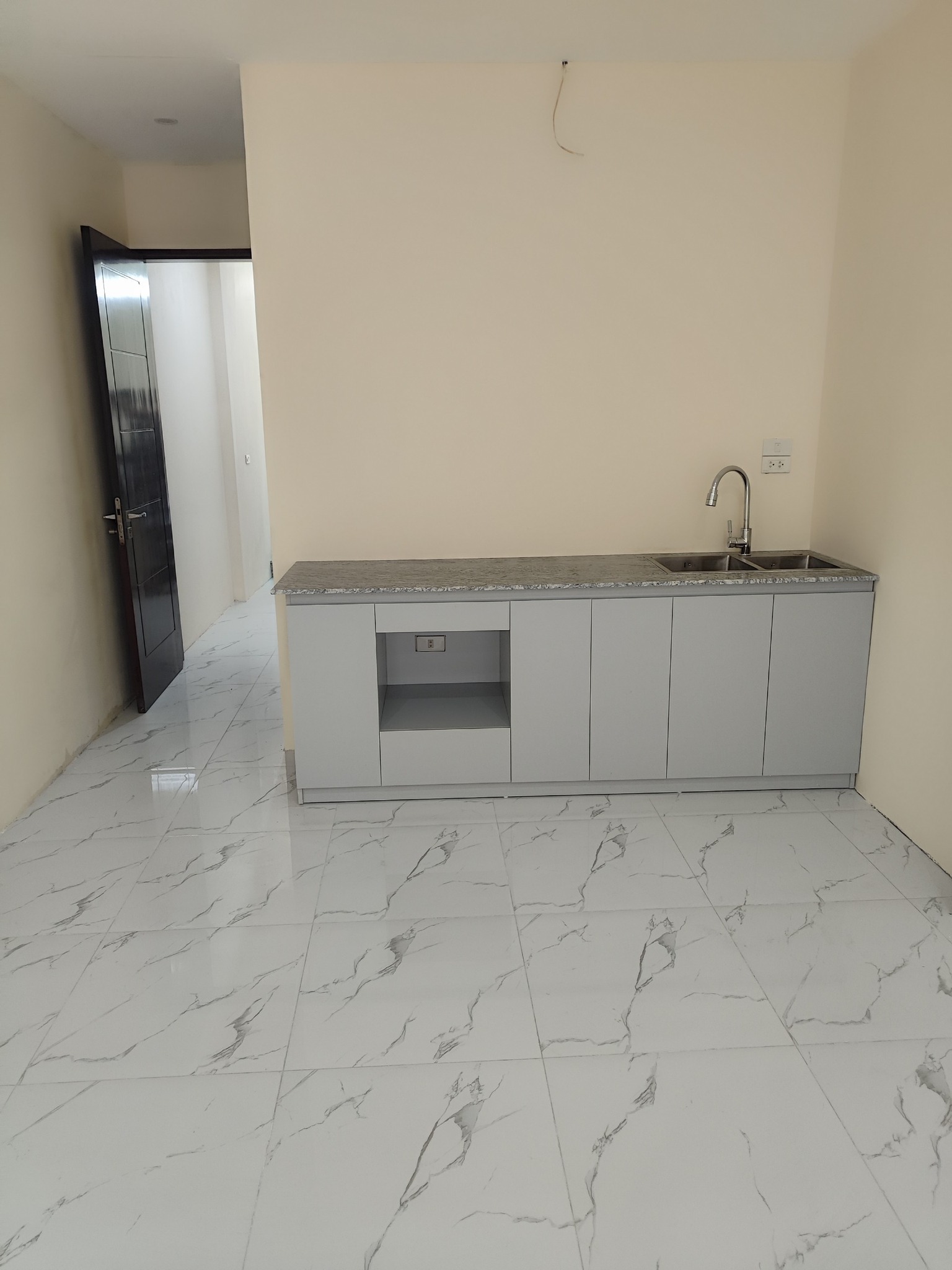 CHÍNH CHỦ BÁN NHÀ 5 TẦNG CẦU GIẤY - NHÀ MỚI ĐẸP – 6 TẦNG THANG MÁY – 10M Ô TÔ – 5 NGỦ KHÉP KÍN.