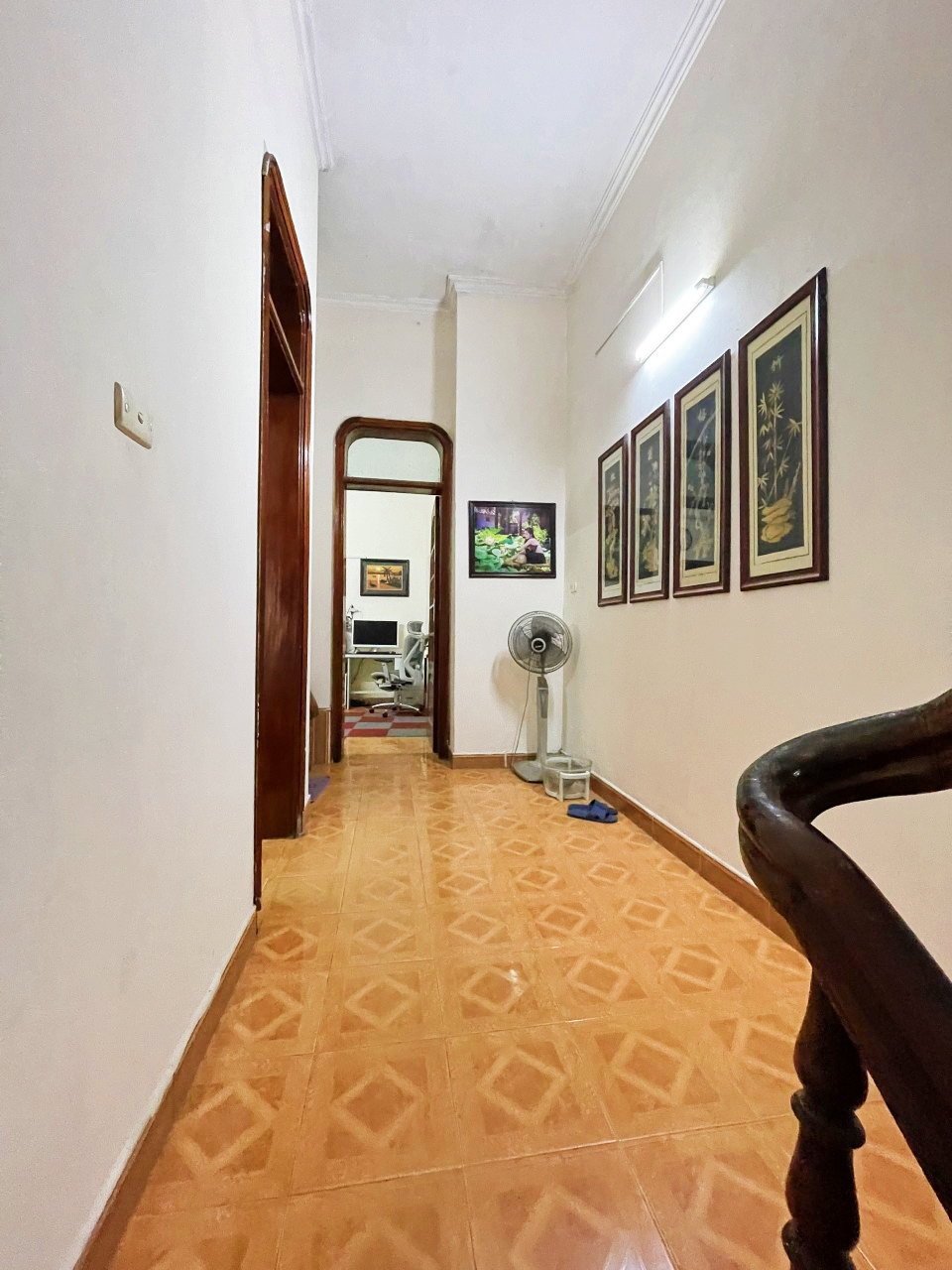 Bán Nhà mặt phố Vương Thừa Vũ 65M2 Mặt Tiền 4M 13 Tỷ -Vỉa hè KD.