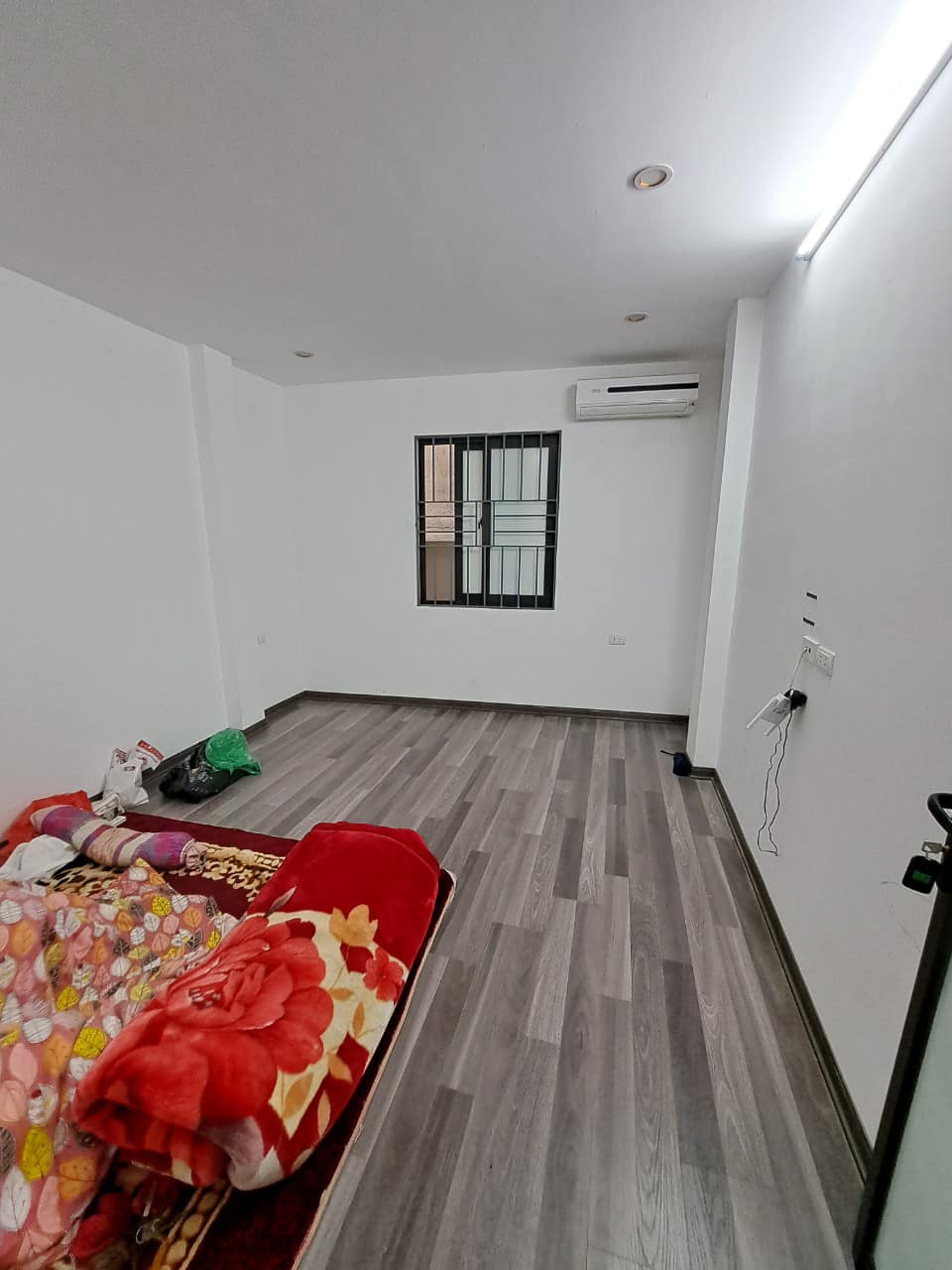 BÁN NHÀ BẠCH MAI, HAI BÀ TRƯNG, Ô TÔ GẦN, NHÀ ĐẸP Ở LUÔN NHỈNH 3 TỶ.