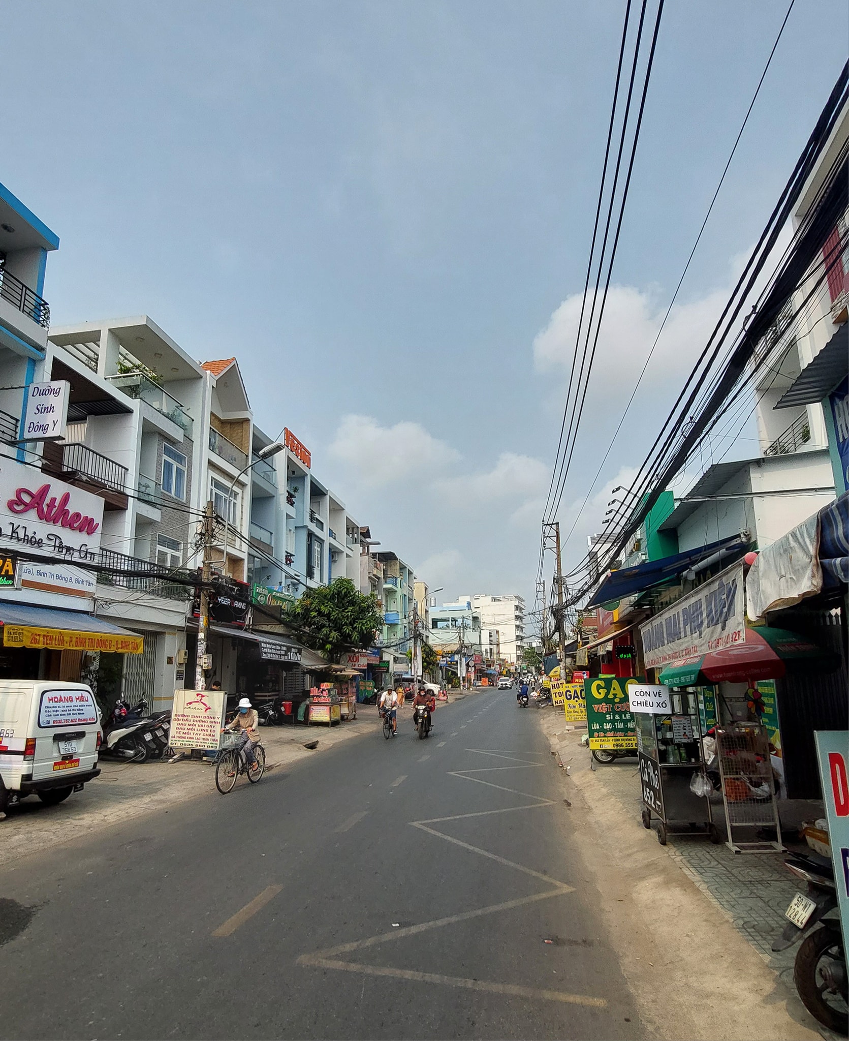 Bán nhà Bình Tân MTKD Dg Tên Lửa, 4x20, 4 tầng, 3PN, view ban công đẹp, giảm còn 13tỷ68