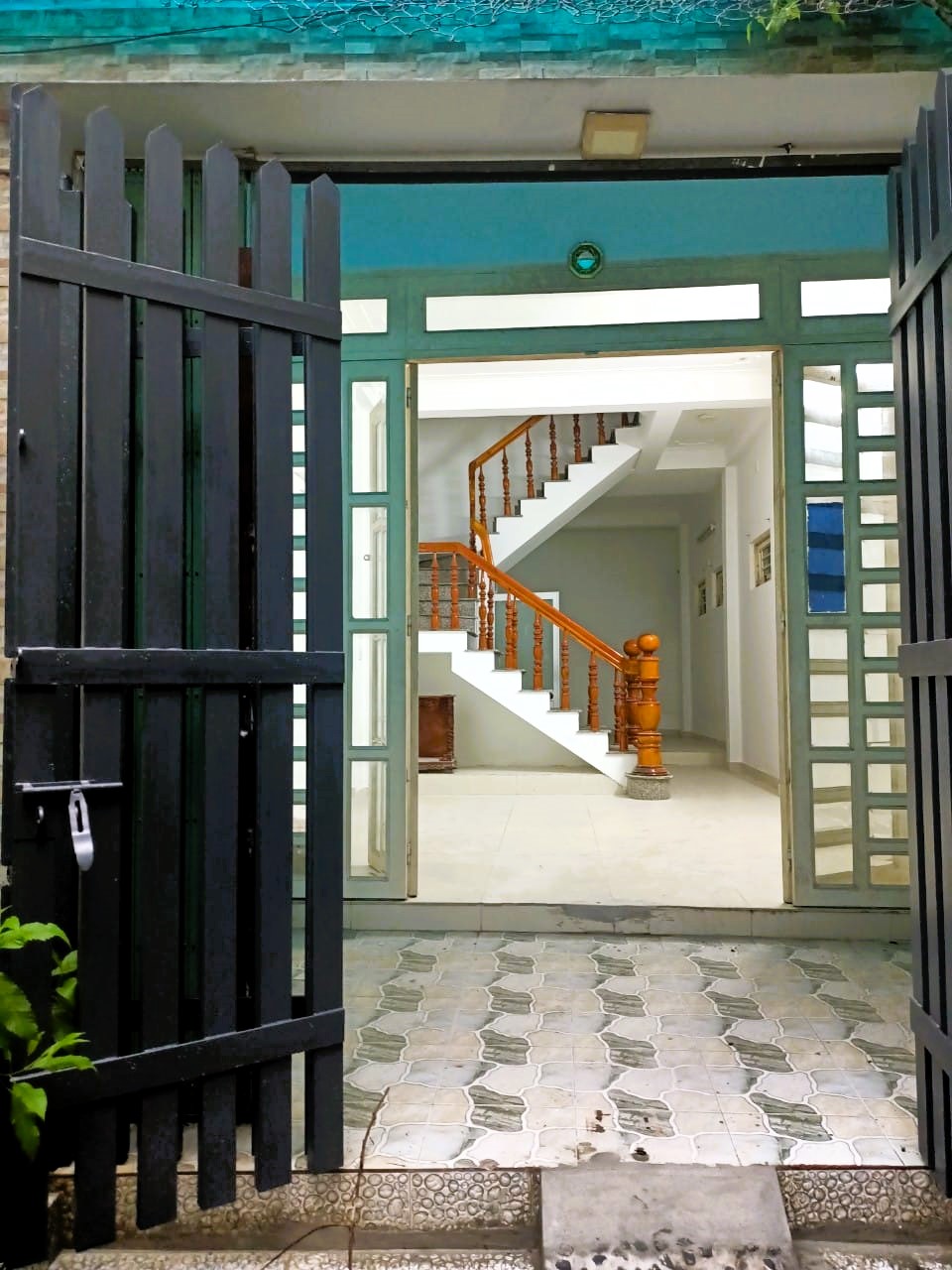 Bán nhà 1T2L 4pn hẻm xe hơi đường 36 Linh Đông.