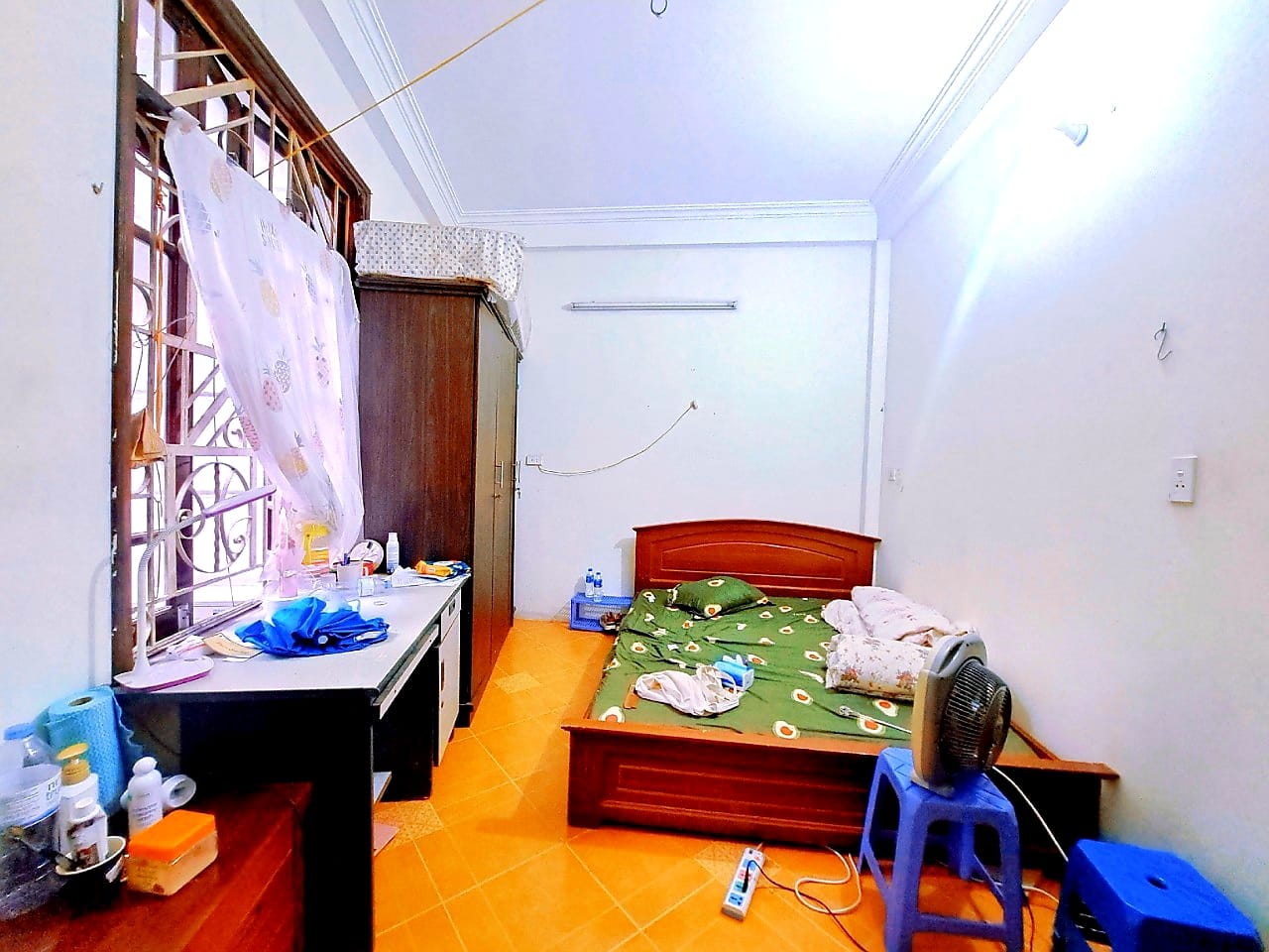 Bán Nhà Nguyễn Văn Huyên 100M2 Mặt Tiền 8M-KD ÔTÔ vào nhà Ngõ Thông-14.9 Tỷ.