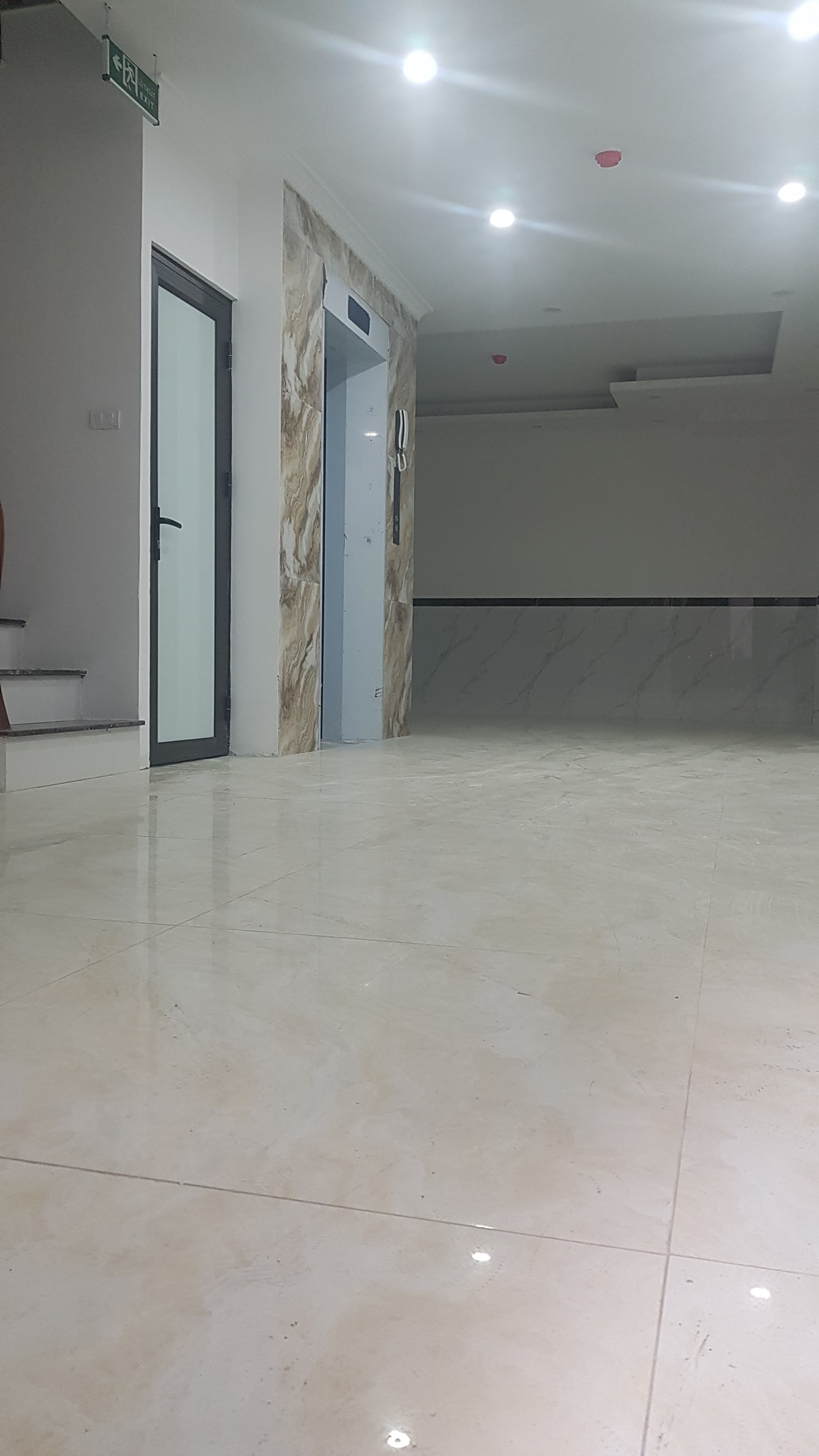 75m2
