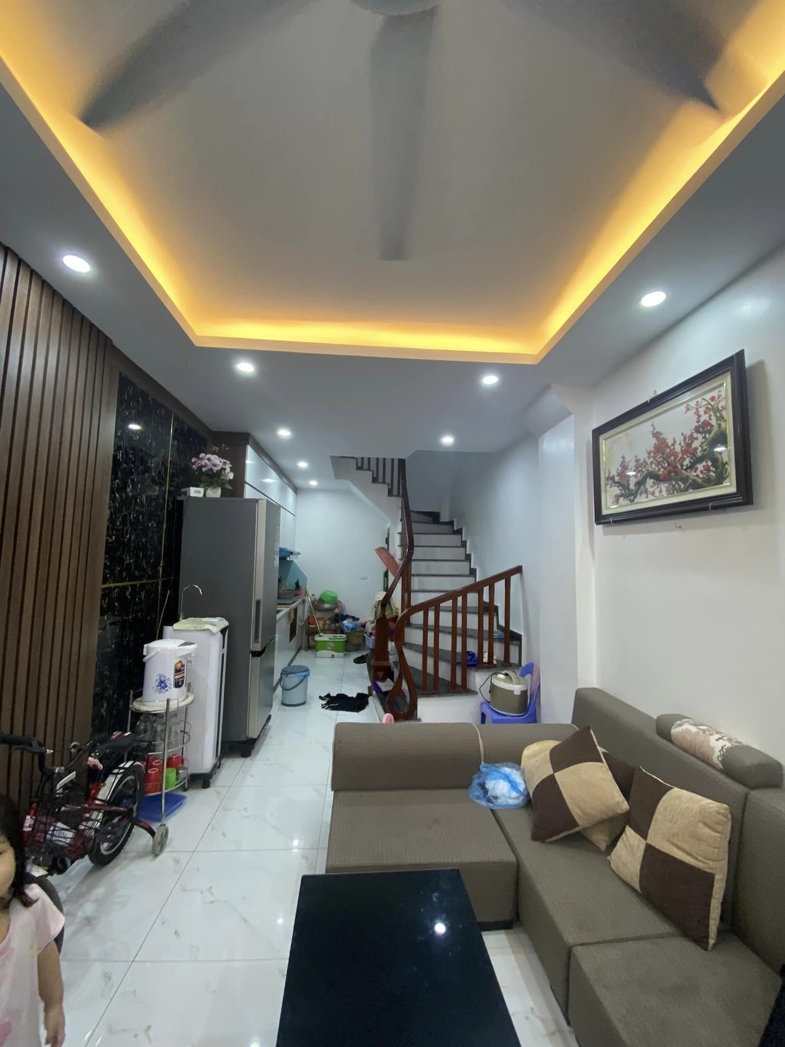 Siêu Phẩm, Bán nhà Phú Đô Lê Quang Đạo 35m2, 6tầng đẹp cạnh Ô tô chỉ với 4 tỷ.