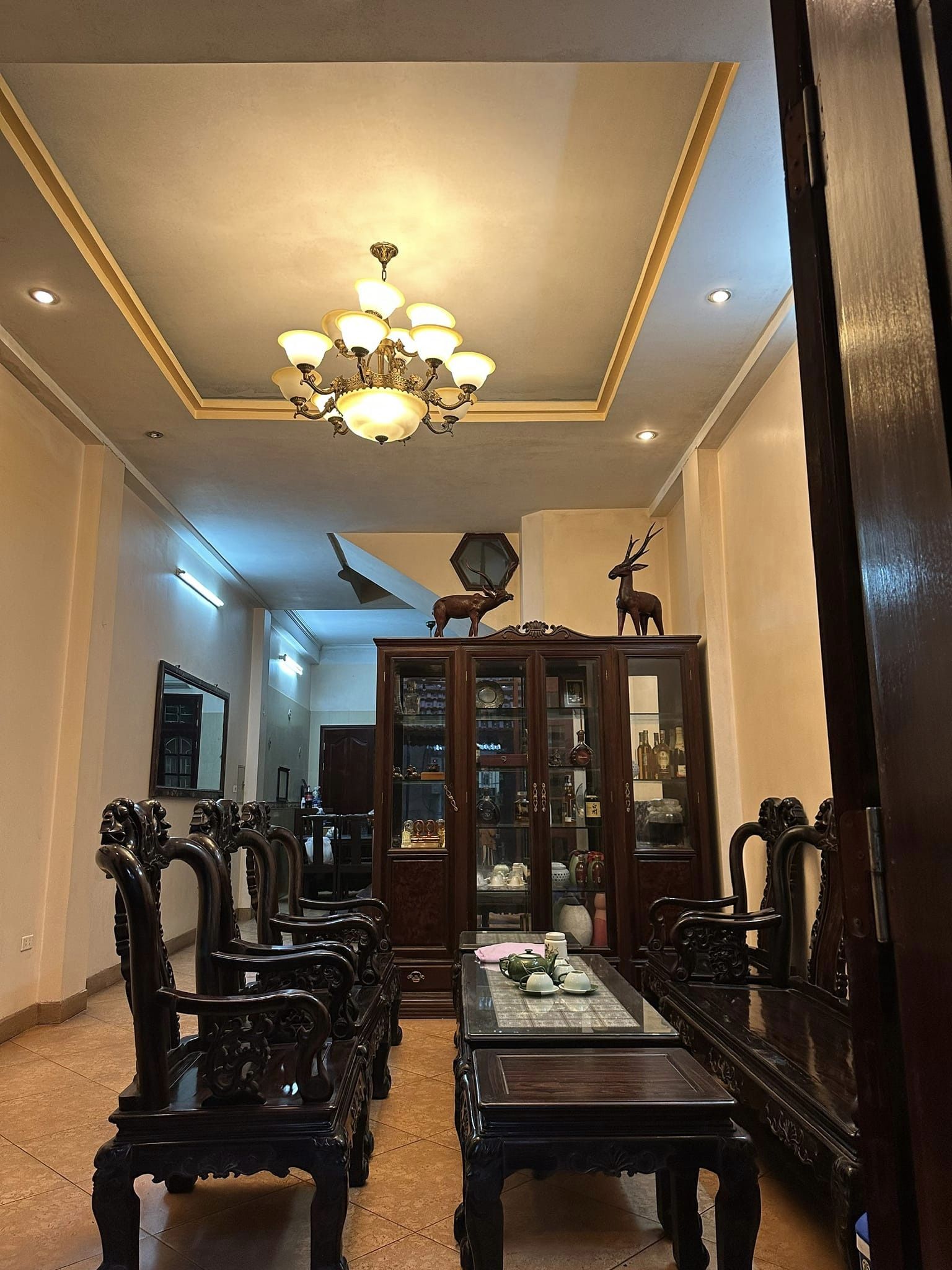 TT HOÀN KIẾM-GẦN PHỐ-GẦN HỒ GƯƠM-TIỆN ÍCH ĐỈNH-CHO THUÊ-70M 17xTỶ-HÀM LONG