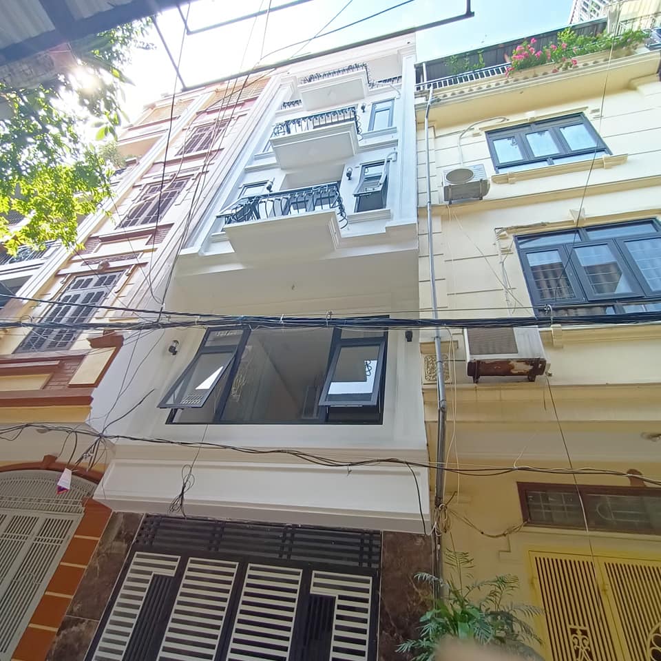 Bán nhà Mặt phố Tây Sơn Đống đa, diện tích 52m2 nhỉnh 19 tỷ