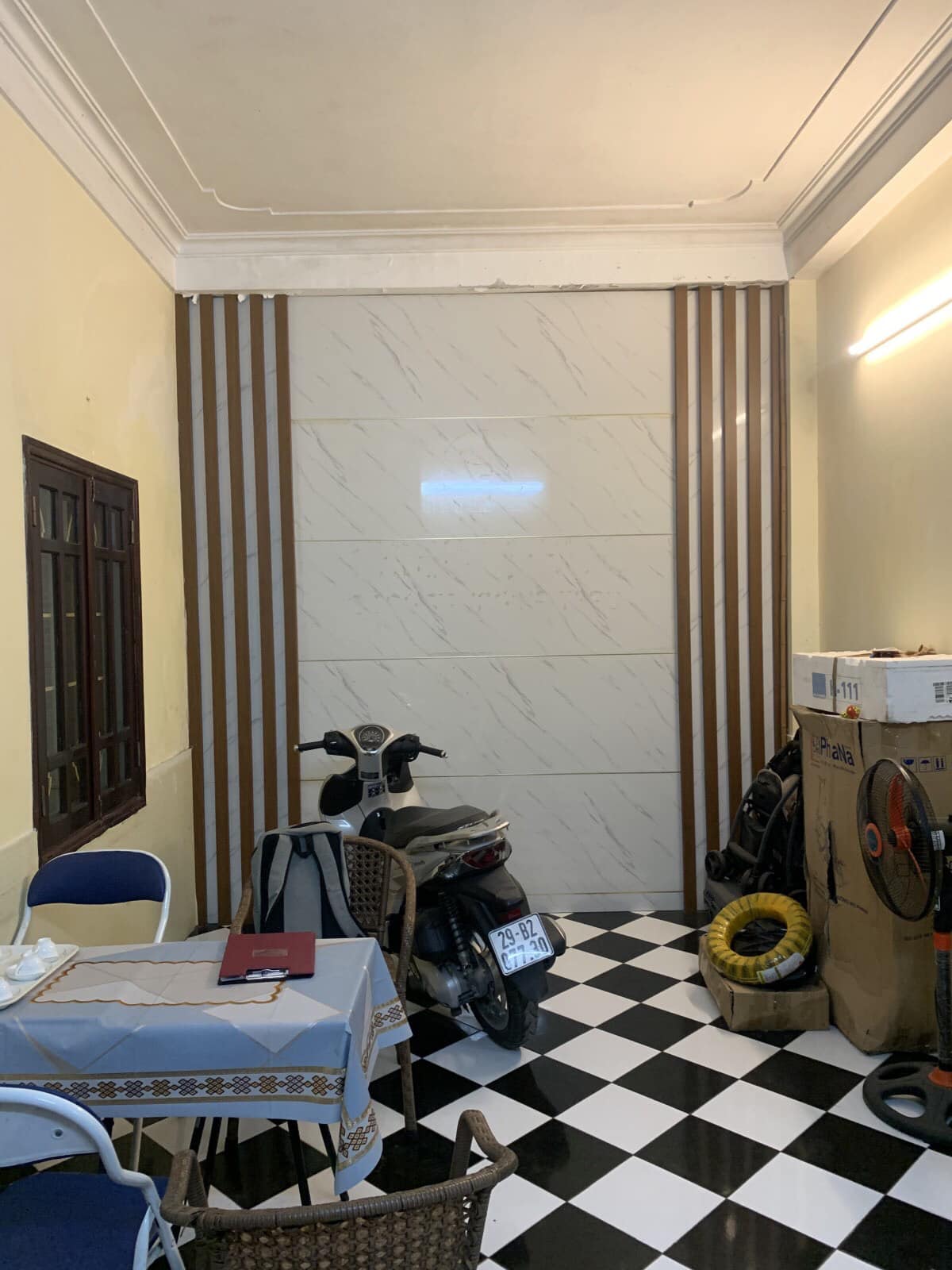 Bán nhà 85m2 phố Nguyễn Văn Cừ, Long Biên Gara Ô tô tránh Vỉa hè 3m Kinh doanh Sầm uất Giá 4.8 Tỷ