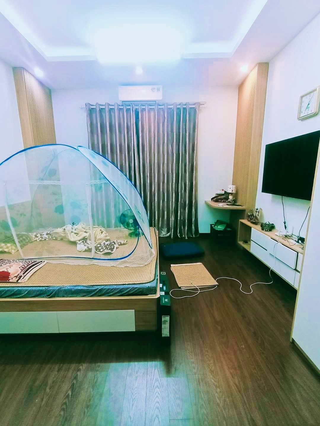 Bán tòa nhà 74m2 phố Thụy Khuê, Tây Hồ 14 phòng ngủ Đẳng cấp Doanh thu 10%/năm Giá 10.3 Tỷ.