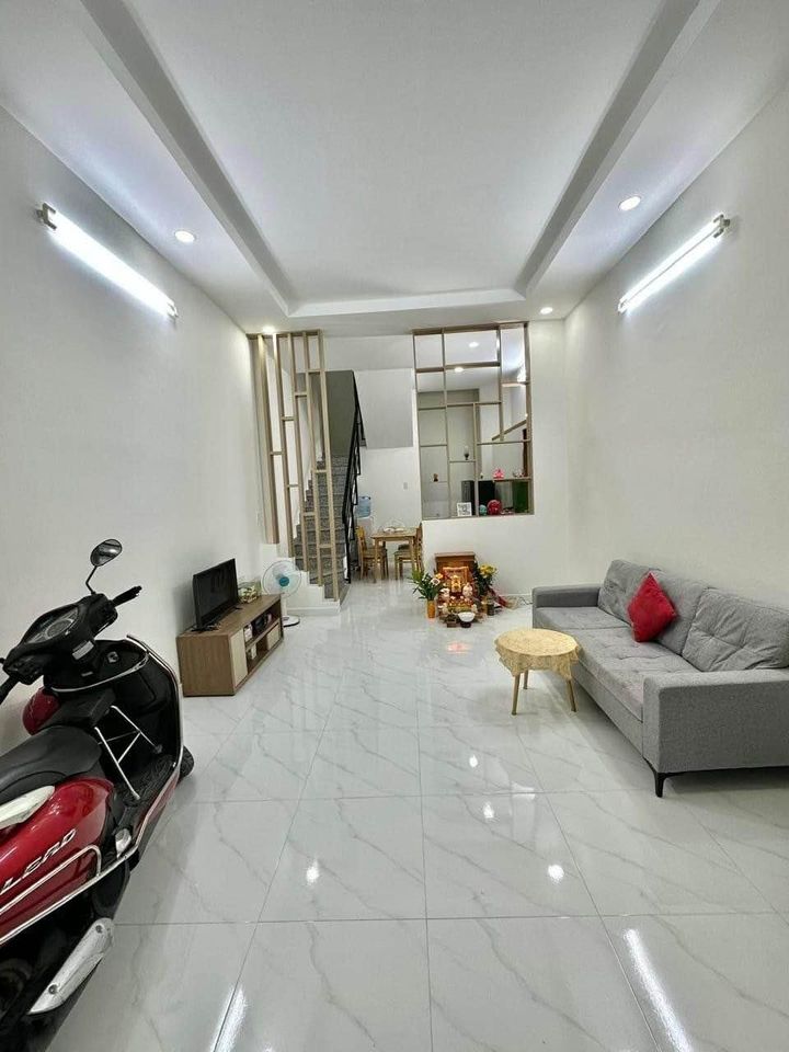 Nhà 3 Tầng - Trung Tâm Quận 7 - Kề Sunrise City - Lotte - Lê Văn Lương - Giá Chỉ 5,8Tỷ.