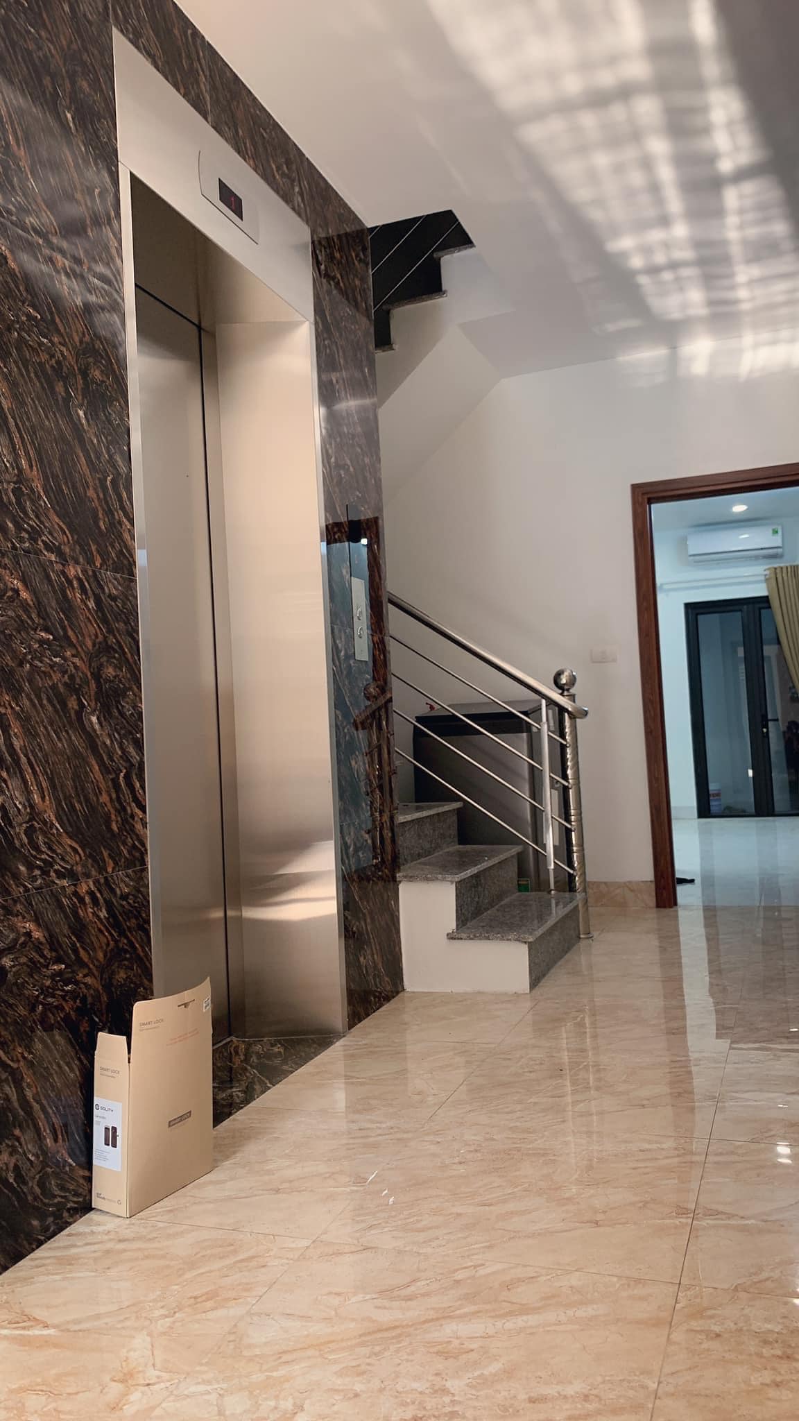 CCMN MỸ ĐÌNH, 61M2, 6 TẦNG THANG MÁY, 9 PHÒNG, DÒNG TIỀN 50TR, 8.7 TỶ.