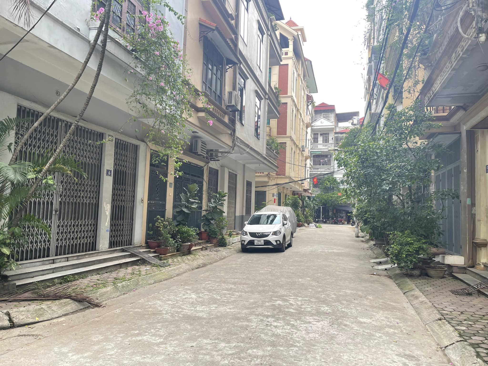 Phân lô, 2 mặt tiền, đường 6m, vỉa vè Phạm Tuấn Tài, Cầu Giấy, 4 tầng, 24m chỉ 5.9 tỷ