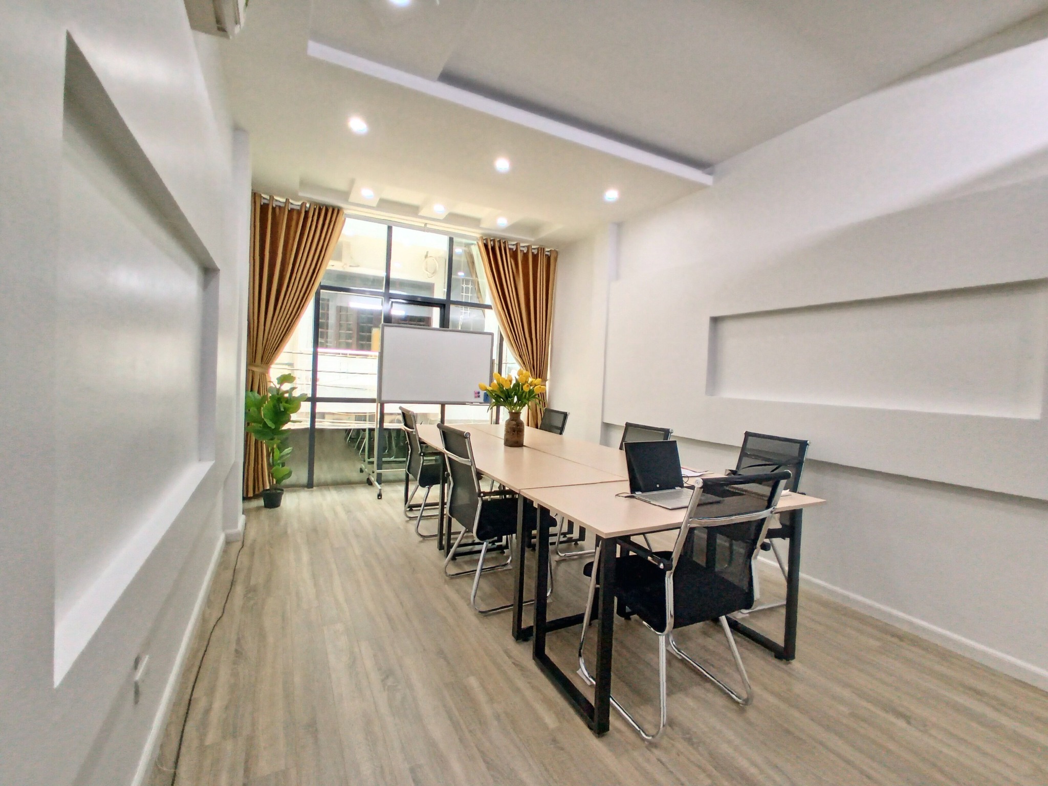 Bán tòa nhà 74m2 phố Thụy Khuê, Tây Hồ 14 phòng Đẳng cấp Doanh thu tốt Giá 10.5 Tỷ.