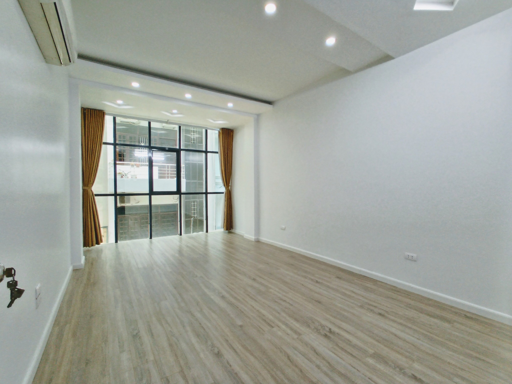 Bán tòa căn hộ 71m2 phố Thụy Khuê, Tây Hồ 14 phòng Cao cấp Doanh thu 10%/năm Giá 10.2 Tỷ.