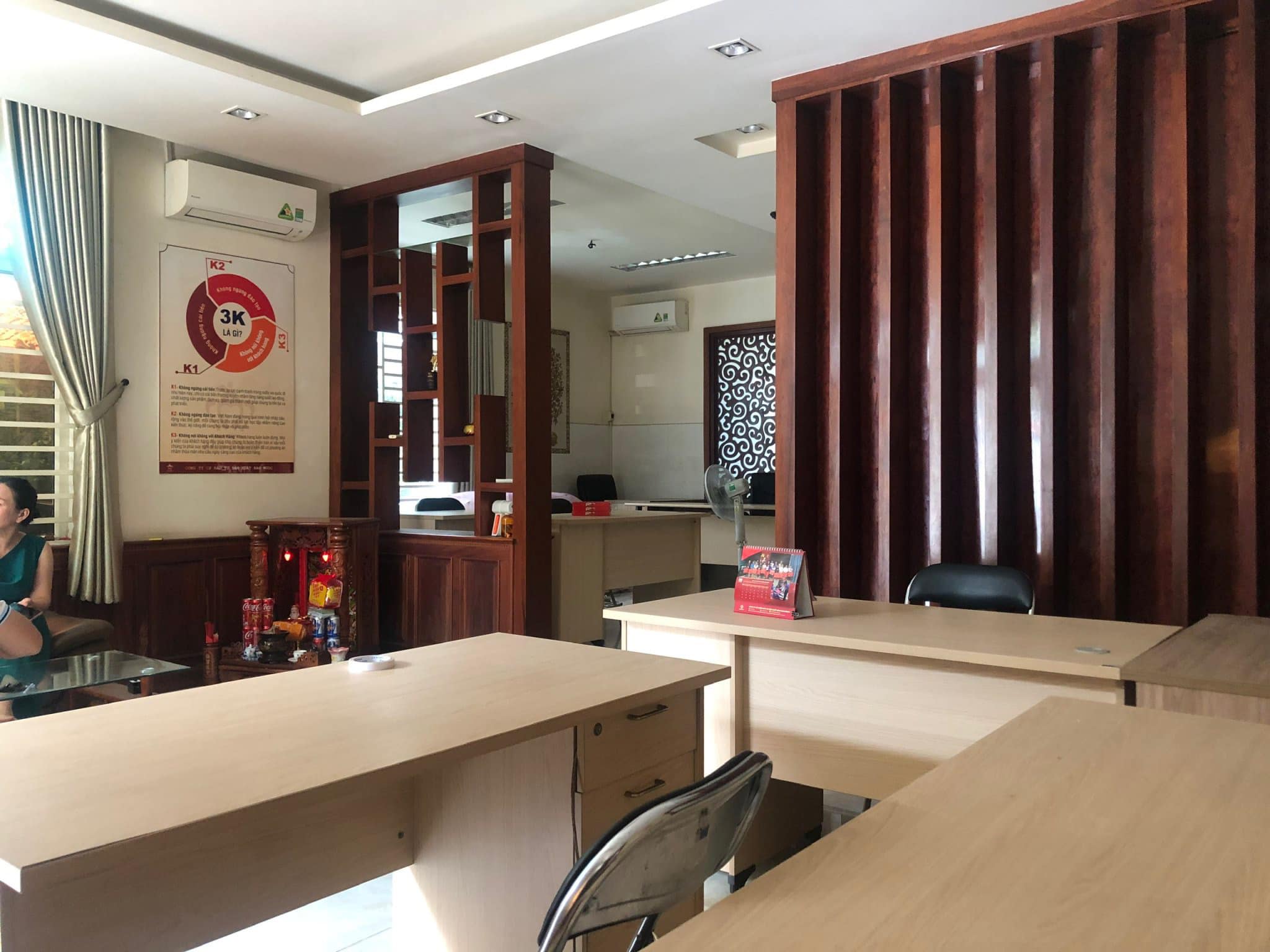 BÁN BIỆT THỰ Phạm Ngọc Thảo, Tân Phú 2 tầng 185m2 (10x18,5). Nhà đẹp ở ngay. Giá chỉ 20 tỷ.