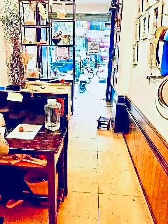 SIÊU PHẨM NHÀ MẶT PHỐ - LÒ ĐÚC - Ô TÔ - LÔ GÓC - VỈA HÈ RỘNG - NHÀ CHỦ TỰ XÂY - KINH DOANH SIÊU