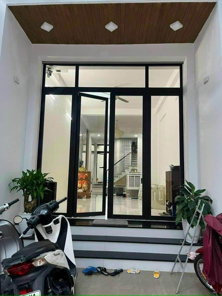 NHÀ 5 TẦNG TRUNG TÂM QUẬN 7 KHU VIP TÂN QUY - KỀ MT RA NGUYỄN THỊ THẬP - CÓ THANG MÁY.