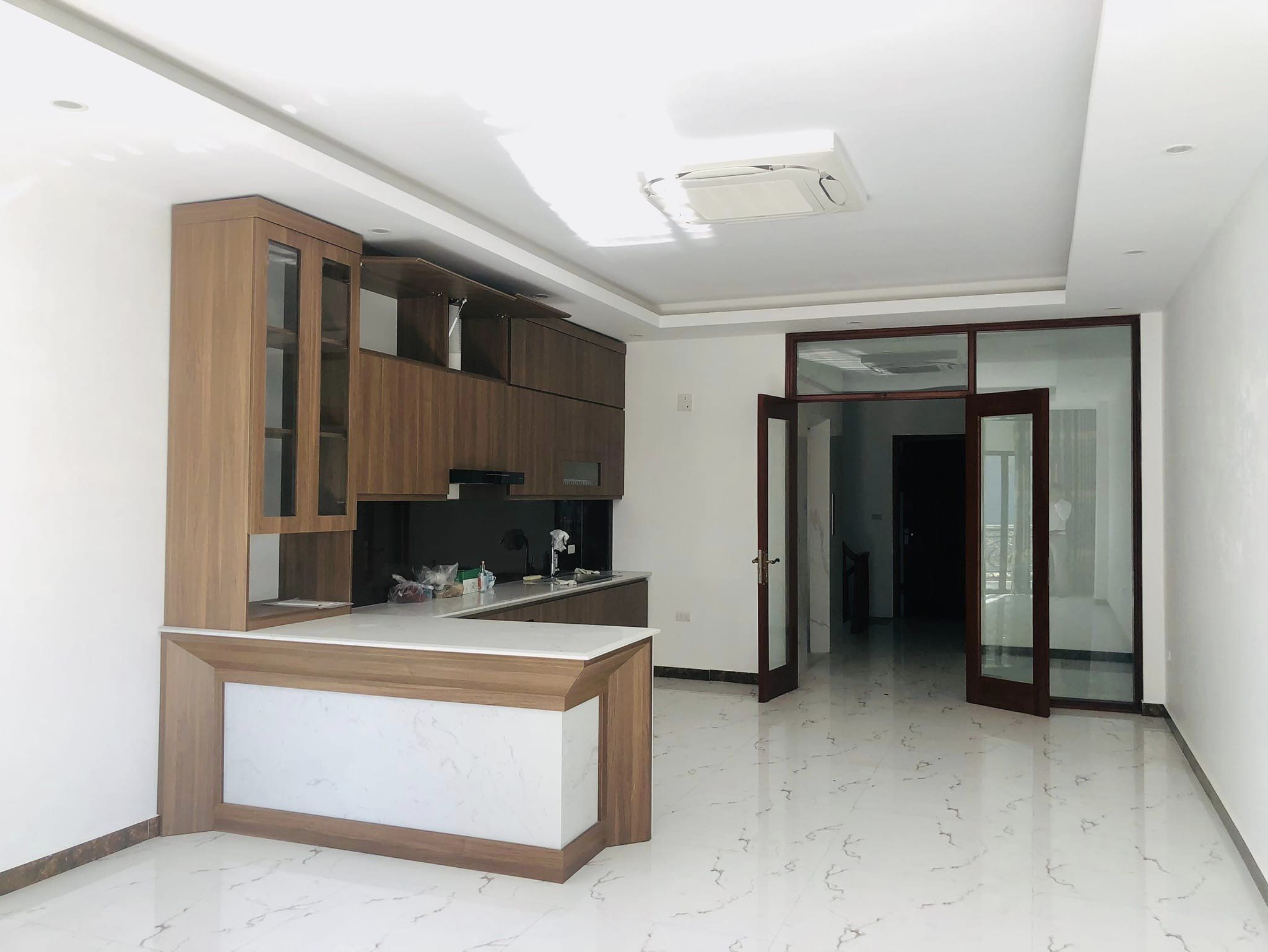 NHÀ SIÊU ĐẸP , MỚI KOONG , HIỆN ĐẠI NGÕ NÔNG , NỘI THẤT XỊN XÒ.