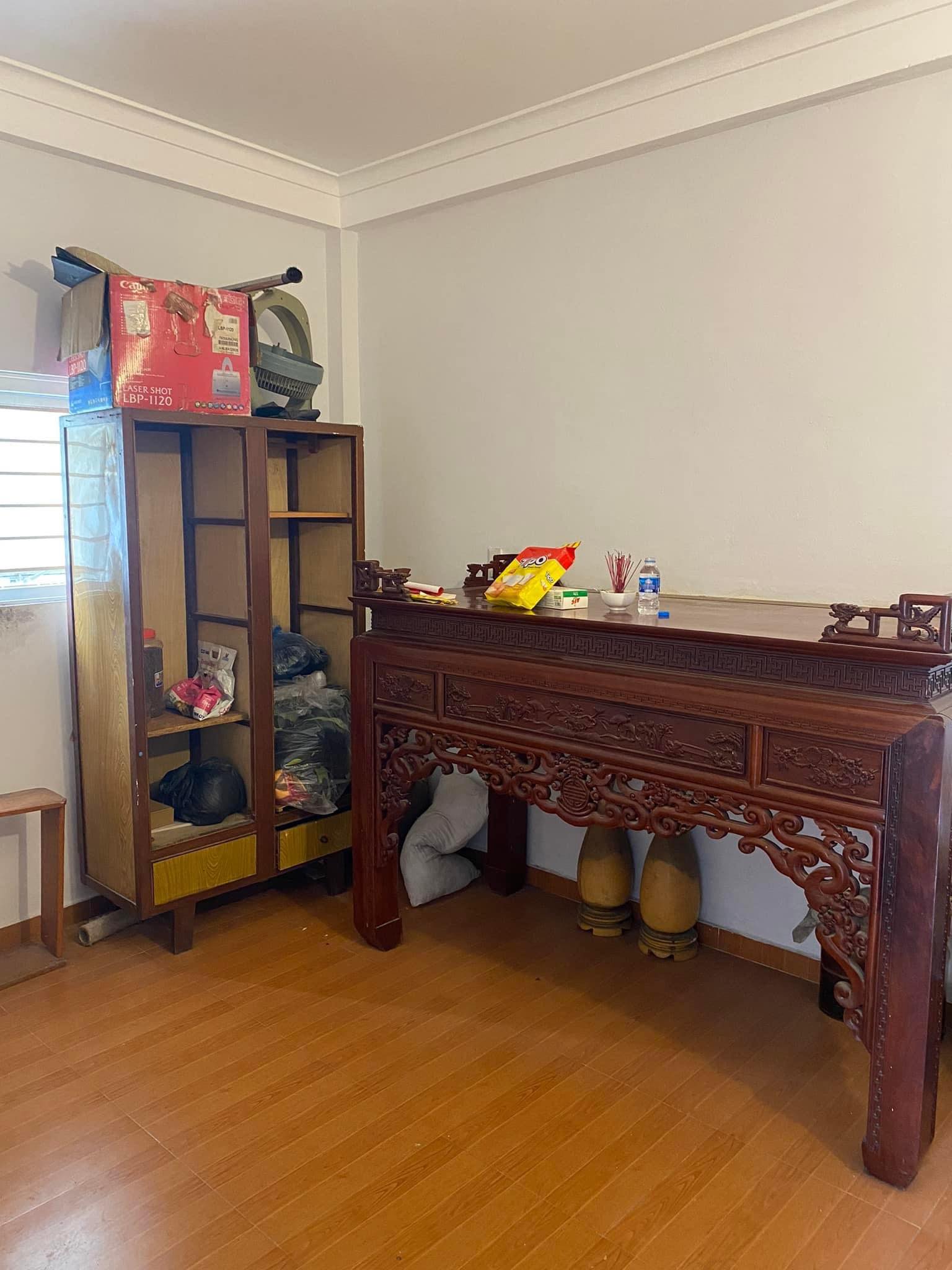 BÁN NHÀ ĐẸP NGÕ TÂN MAI - 35M x 5T - 5M Ô TÔ TRÁNH - Ở LUÔN - GIÁ 4 TỶ.