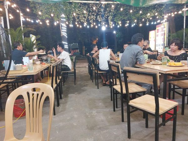 Cần sang nhượng lại toàn bộ quán bia lẩu tại đường Bằng Liệt, Linh Đàm, Hoàng Mai.