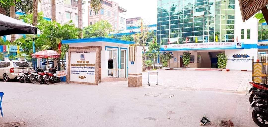 SIÊU PHẨM PHÂN LÔ --- MẶT TIỀN KHỦNG --- ĐẦU TƯ CHIA 2 LÔ HOẶC XÂY TÒA NHÀ VP CCMN THÌ QUÁ ĐỈNH.