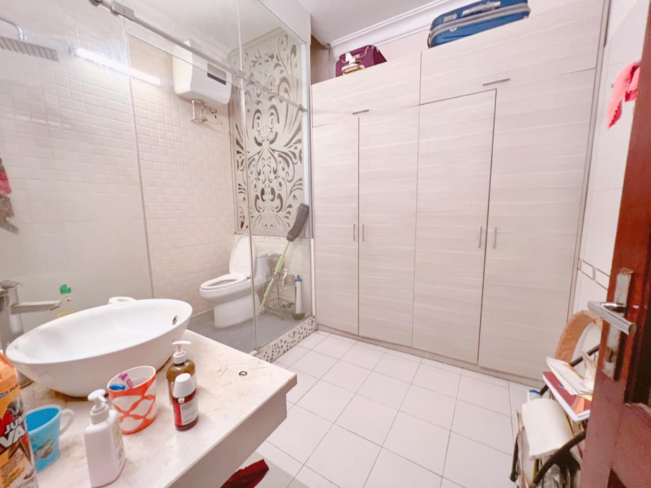 Bán nhanh nhà Phương Mai, 5 tầng, MT 7m, kinh doanh, ô tô đỗ cửa, 30m2, giá nhỉnh 4 tỷ TL.