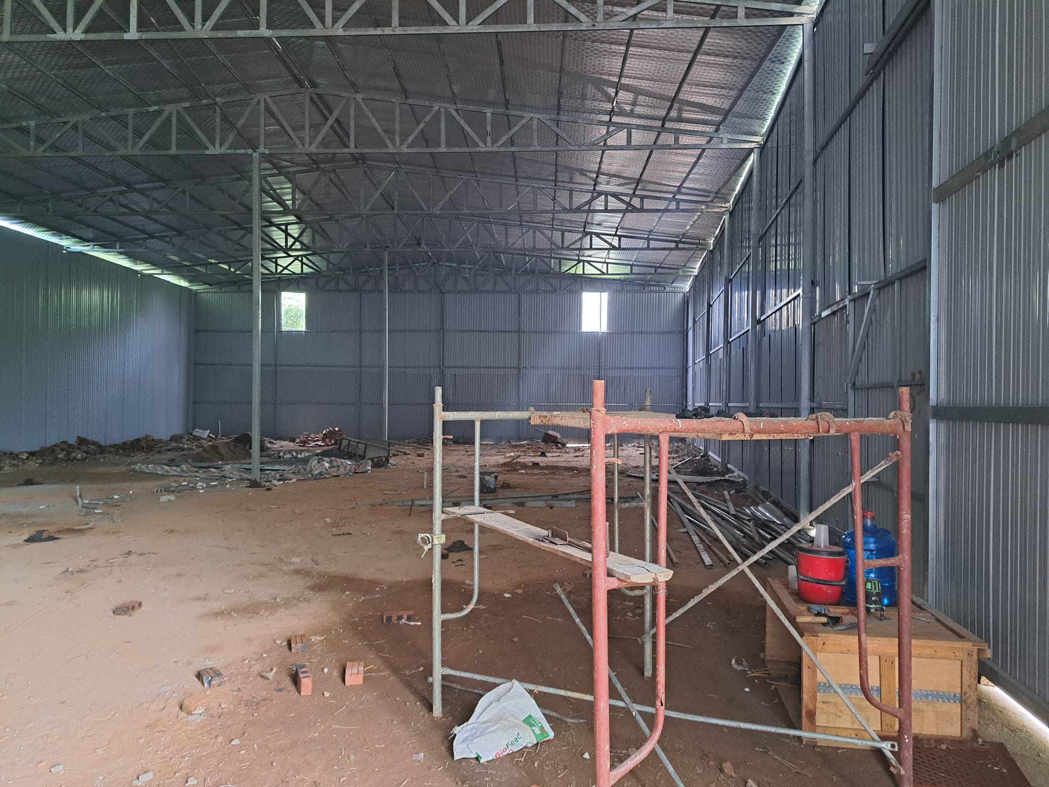 CHO THUÊ KHO NHÀ XƯỞNG THANH TRÌ - VẠN PHÚC 600M2, MT 12M, GIÁ 38 TRIỆU/THÁNG.