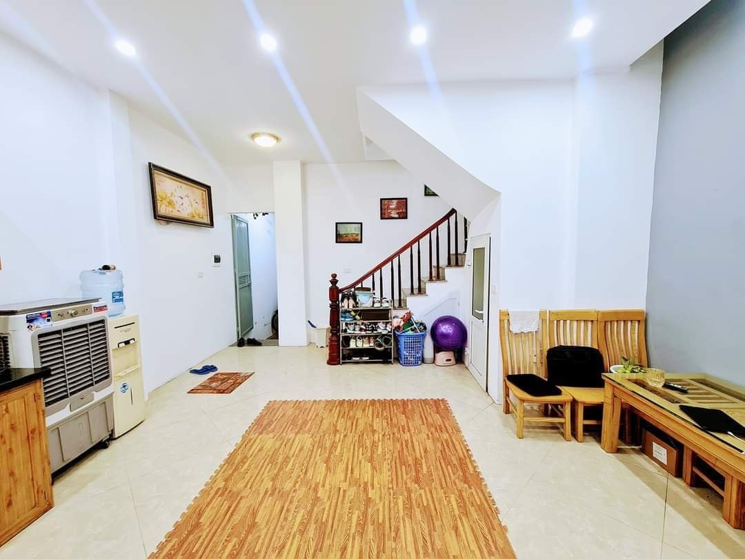 TRUNG TÂM QUẬN HAI BÀ TRƯNG - HAI MẶT NGÕ - BA BƯỚC RA PHỐ - TIỆN ÍCH VÔ VÀN - NHÀ MỚI Ở LUÔN, FULL NỘI THẤT