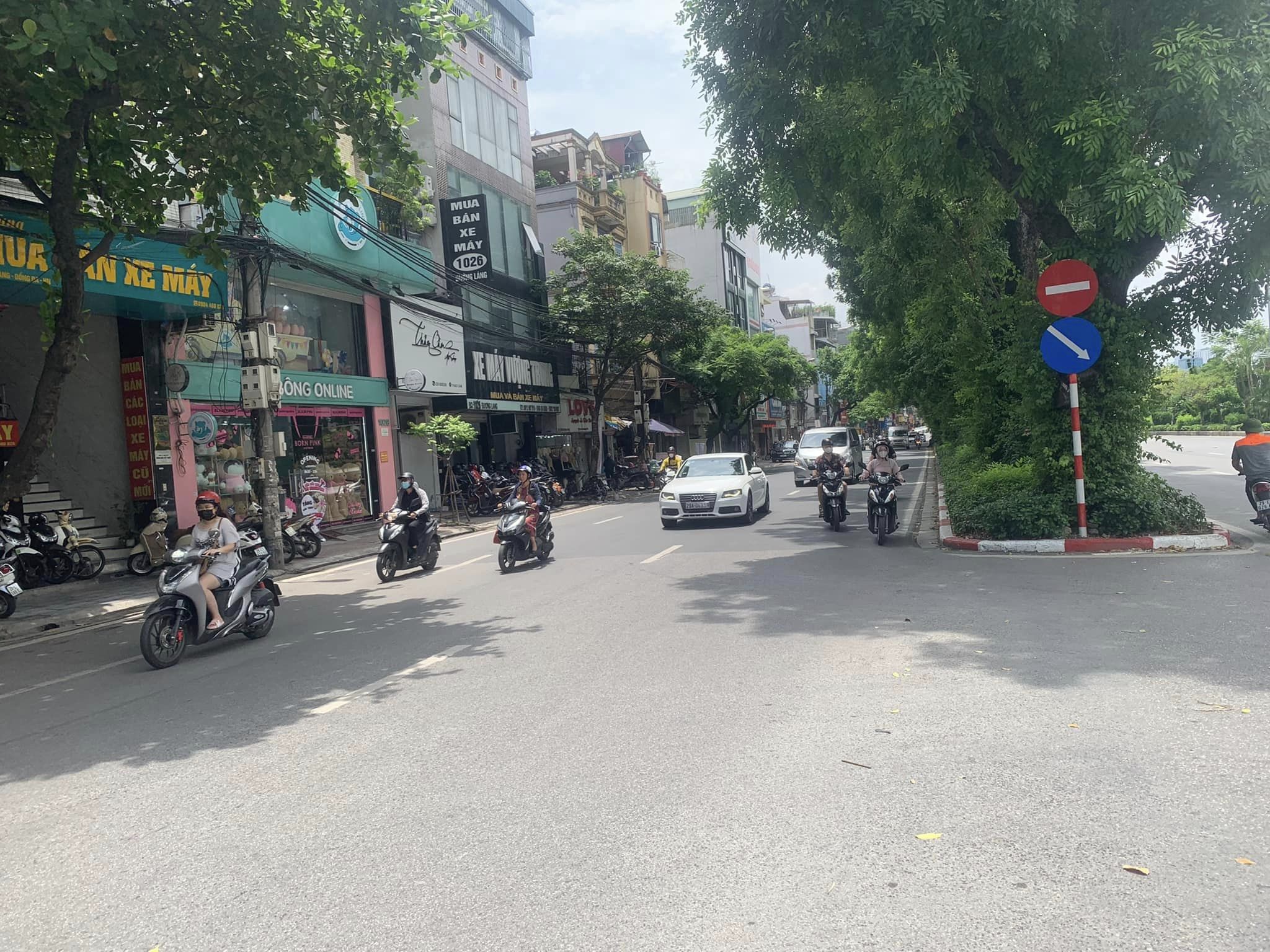 Đống Đa: Mua đất tặng nhà 2 tầng, ô tô 7 chỗ chạy quanh nhà, giá đầu tư bất chấp.