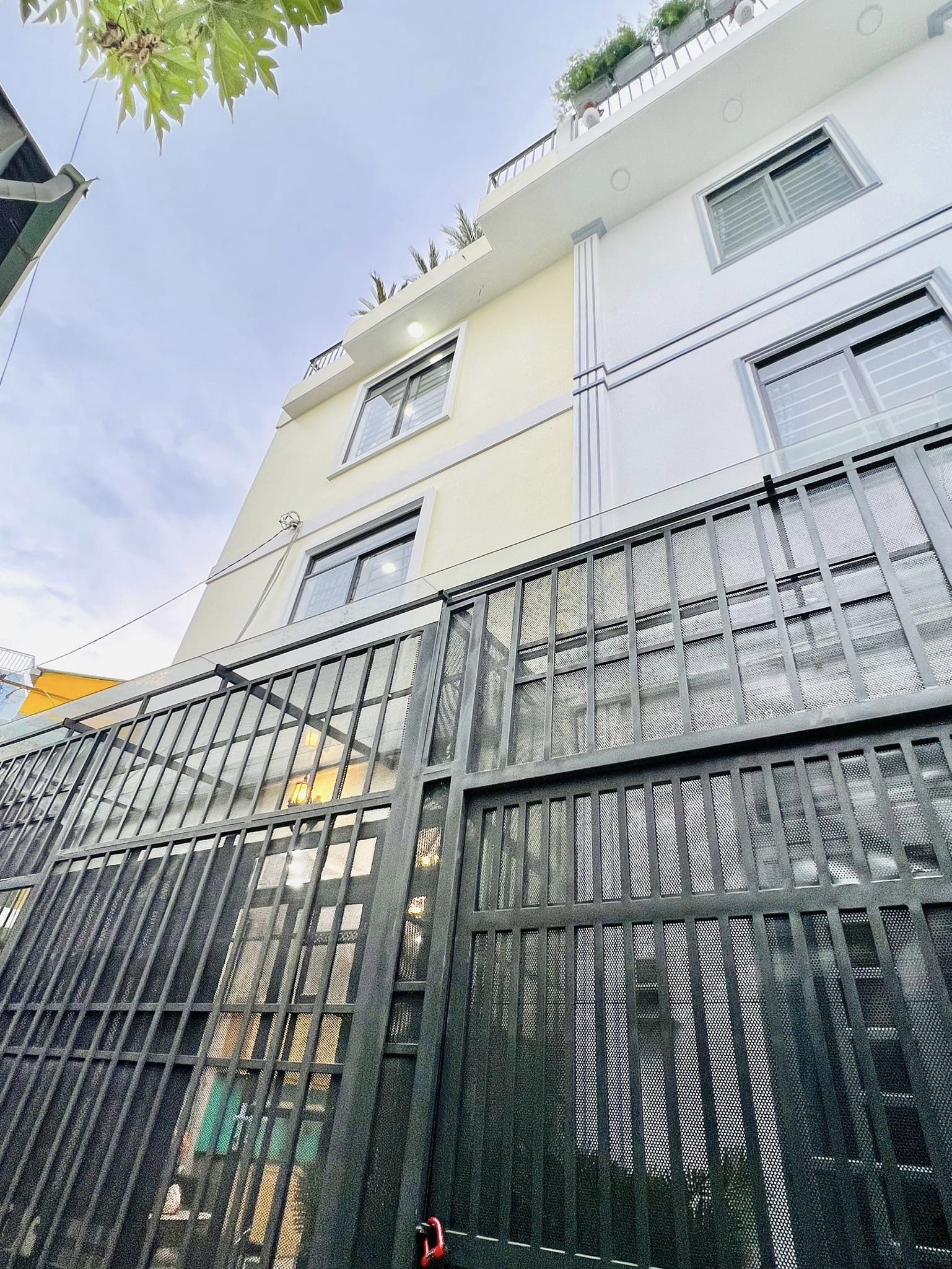 Bán Nhà Mới 40m2, 4.68 tỷ, Thông Tây Hội, Gò Vấp, Ngay Cityland.