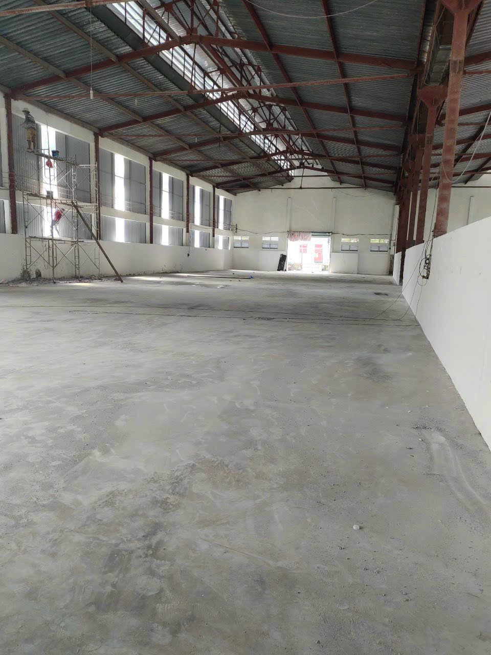 Xưởng 8200m2, xe Công 24h, xưởng cao đẹp, gần Ngã Tư An Sương.