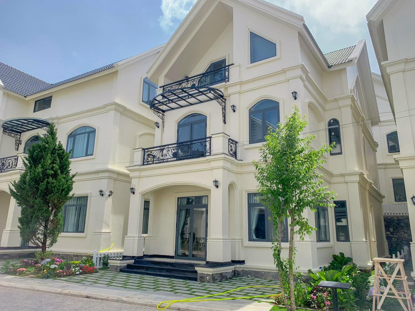 Bán biệt thự khu Royal Villa Đà Lạt chỉ 12 tỷ.