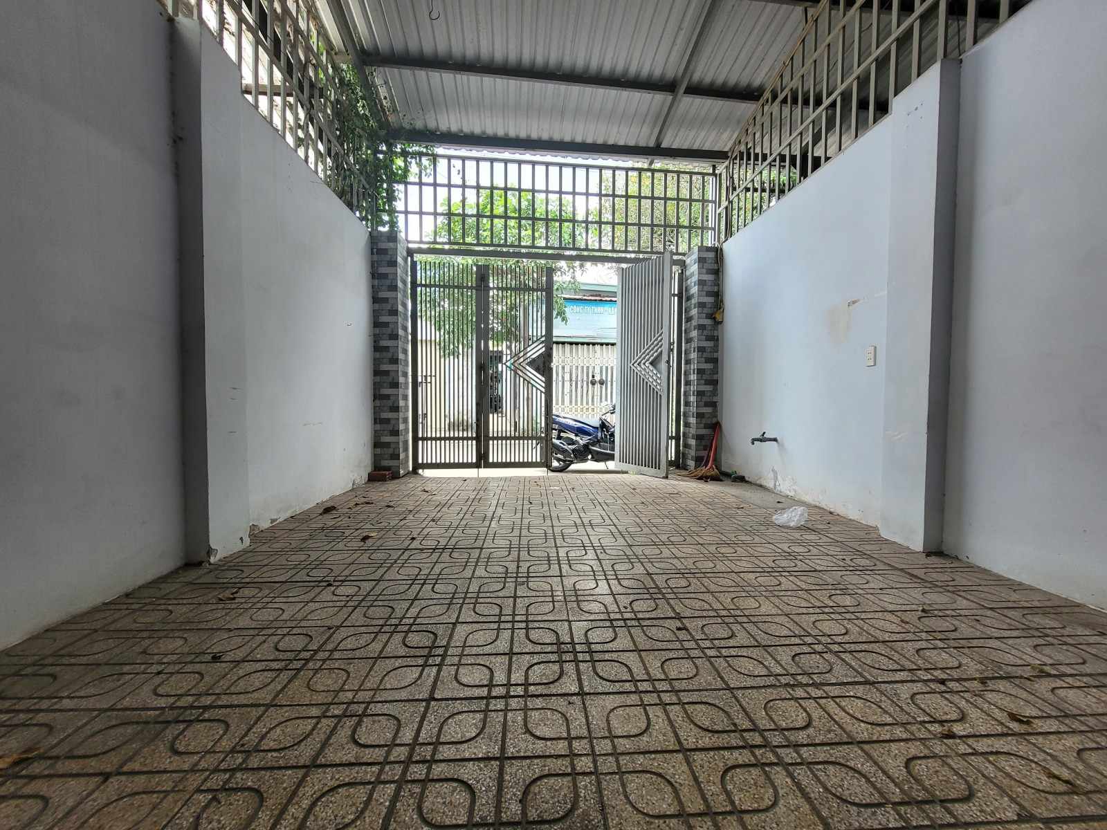 Bán Nhà Đường số 8,DT 80mz, C4, 4m x 20m, 4.1 tỷ, P Linh Xuân, Thủ Đức..