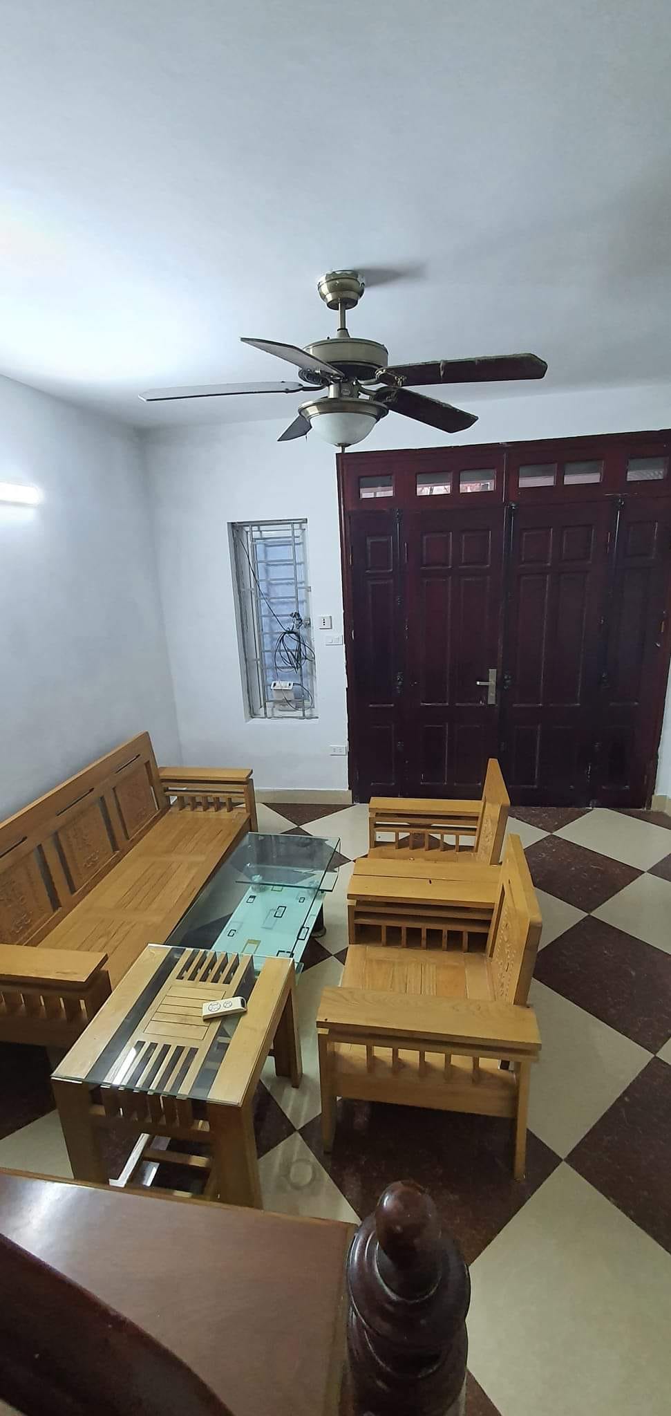 Bán nhà Trần Phú, Hà Đông, 38m2, 3 tầng, giá 3,15 tỷ.