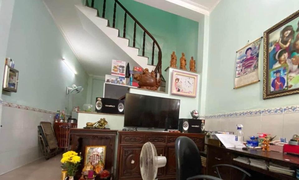 BÁN GẤP CHỦ NGỘP - GIÁP PHÚ MỸ HƯNG GIÁ CHỈ 3,8TỶ - NGANG HƠN 4m - HẺM THÔNG HUỲNH TẤN PHÁT QUẬN 7.