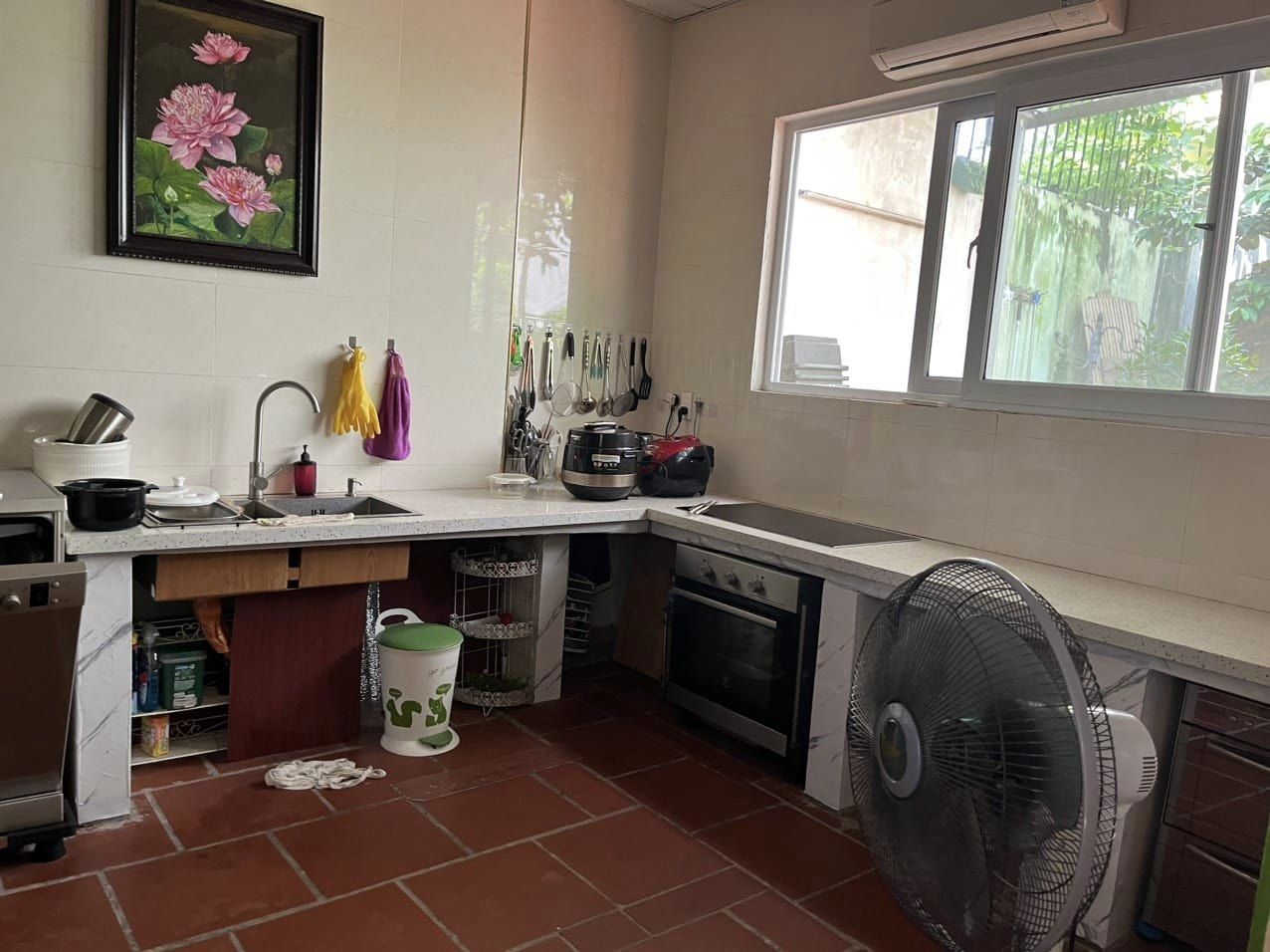 Bán nhà 41m2 phố An Dương, Tây Hồ 7 chỗ thông Kinh doanh đỉnh Giá 4.2 Tỷ.